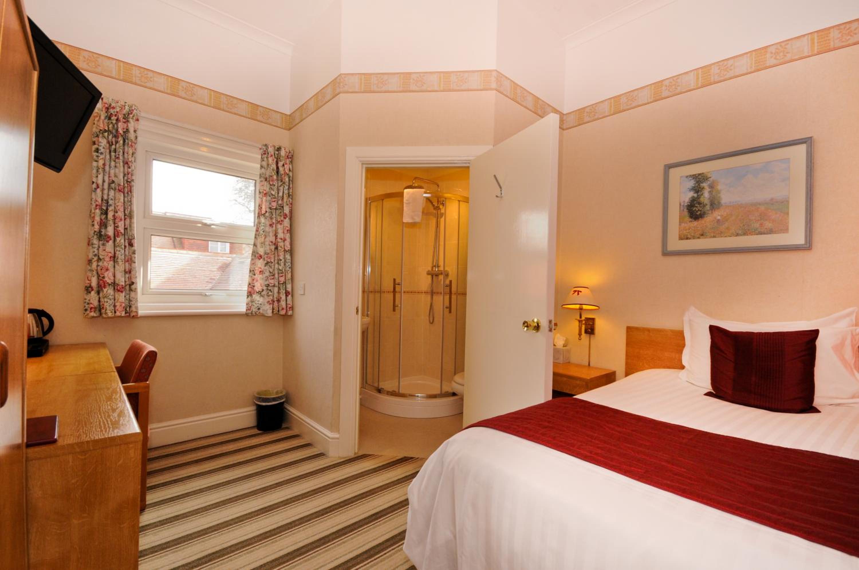 Single Room photo 3