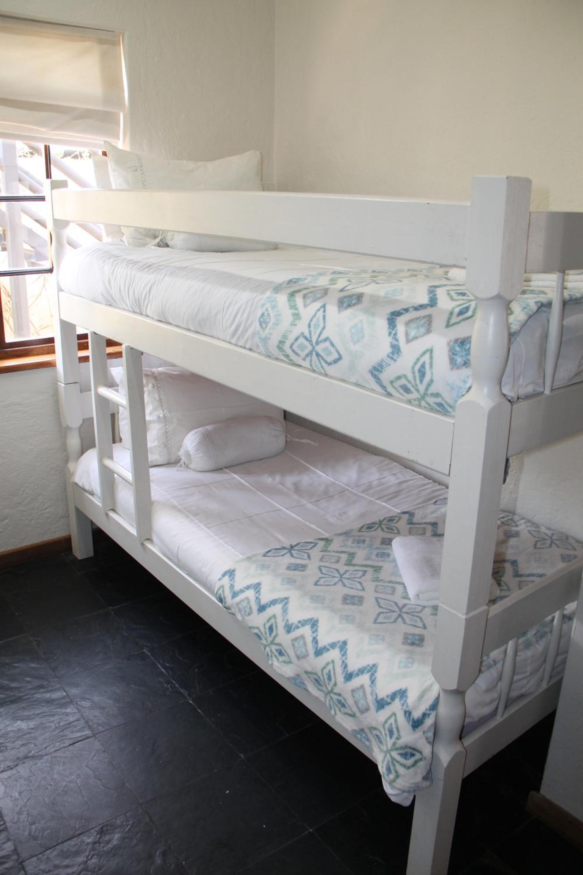 Deluxe King Room - Photo 3