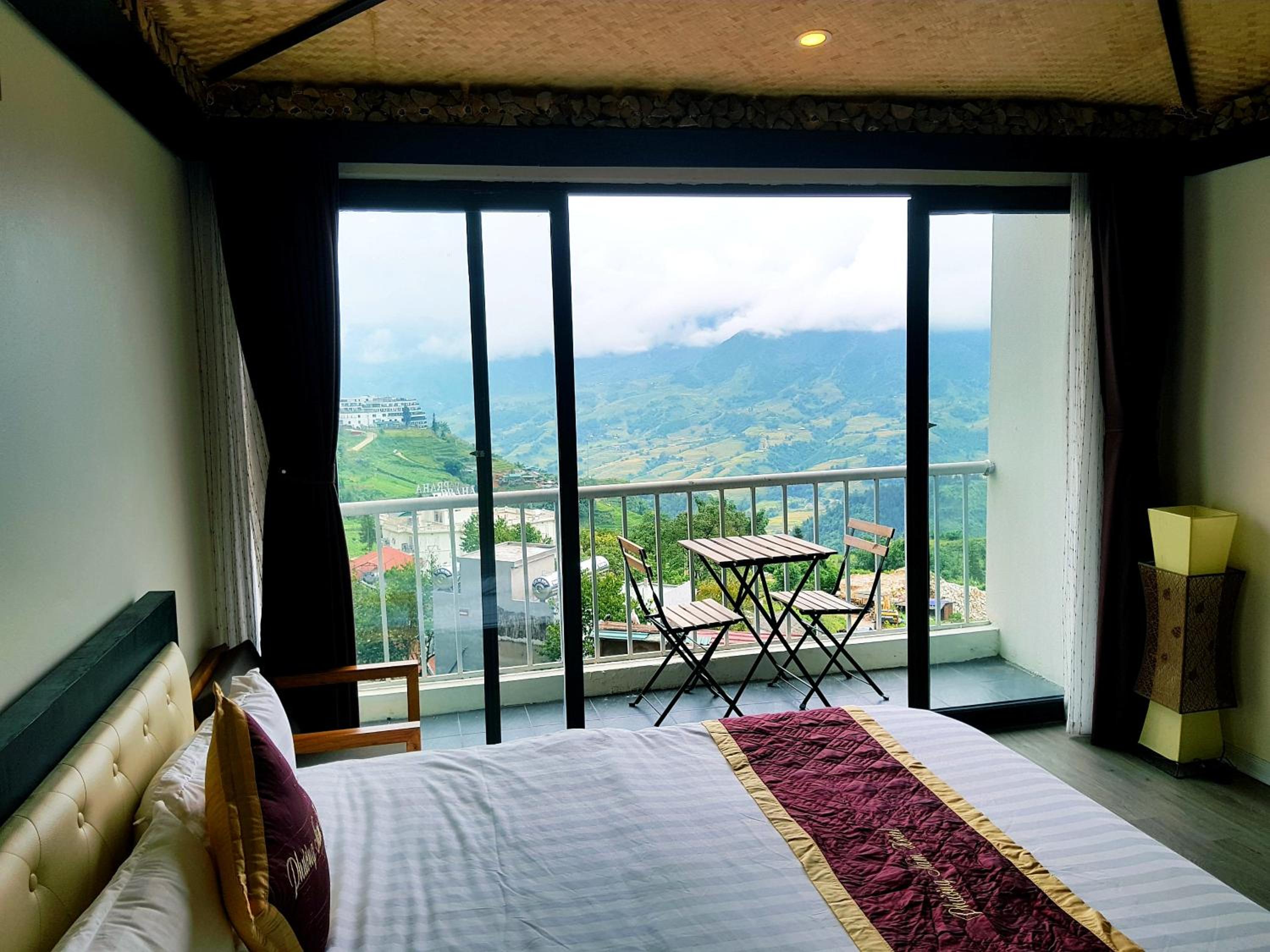 Deluxe Double Room with Mountain View photo 3