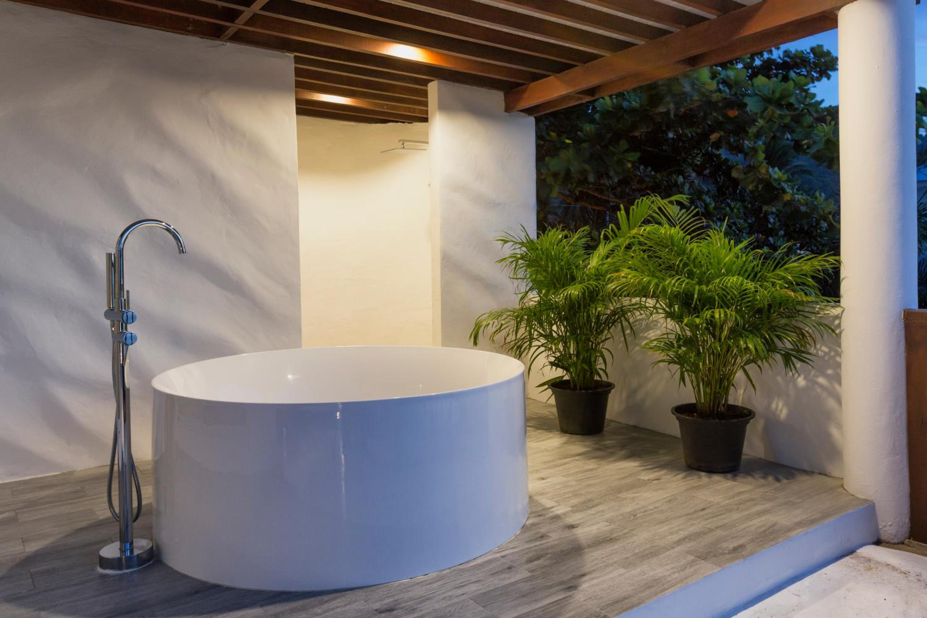 Ocean Panoramic Penthouse & Spa photo 2