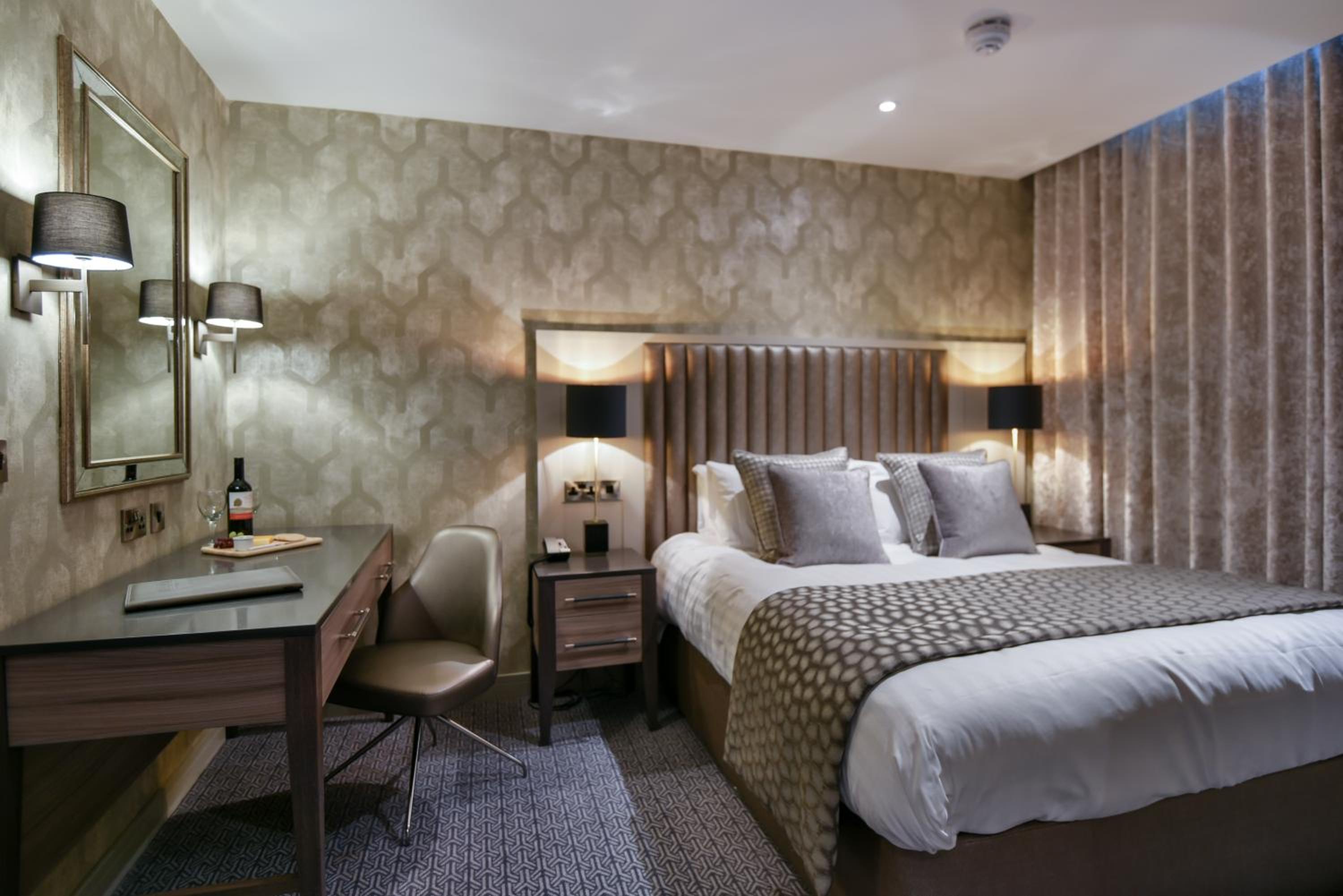 Double Room - Photo 1