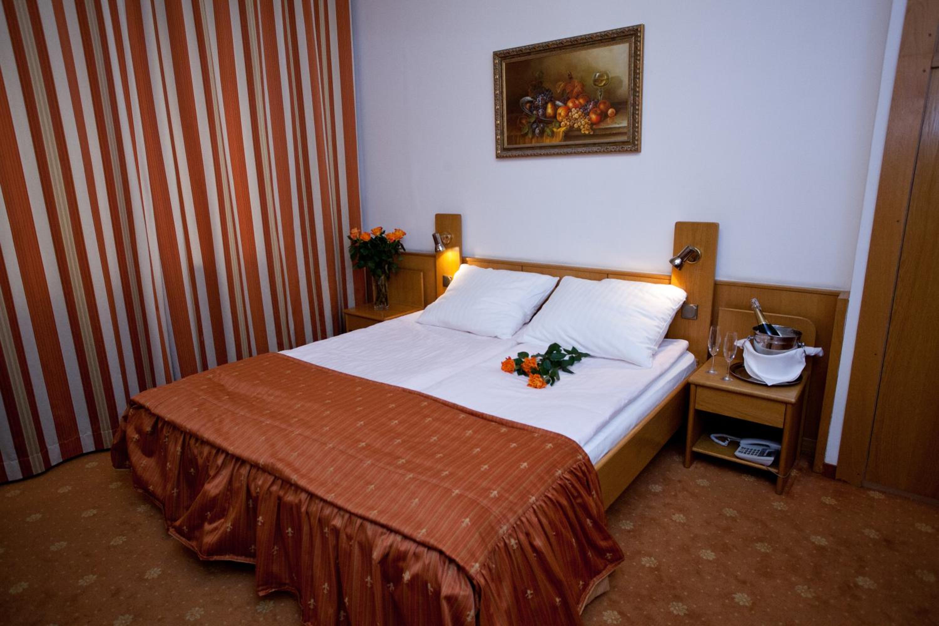 Superior Double Room - Photo 4