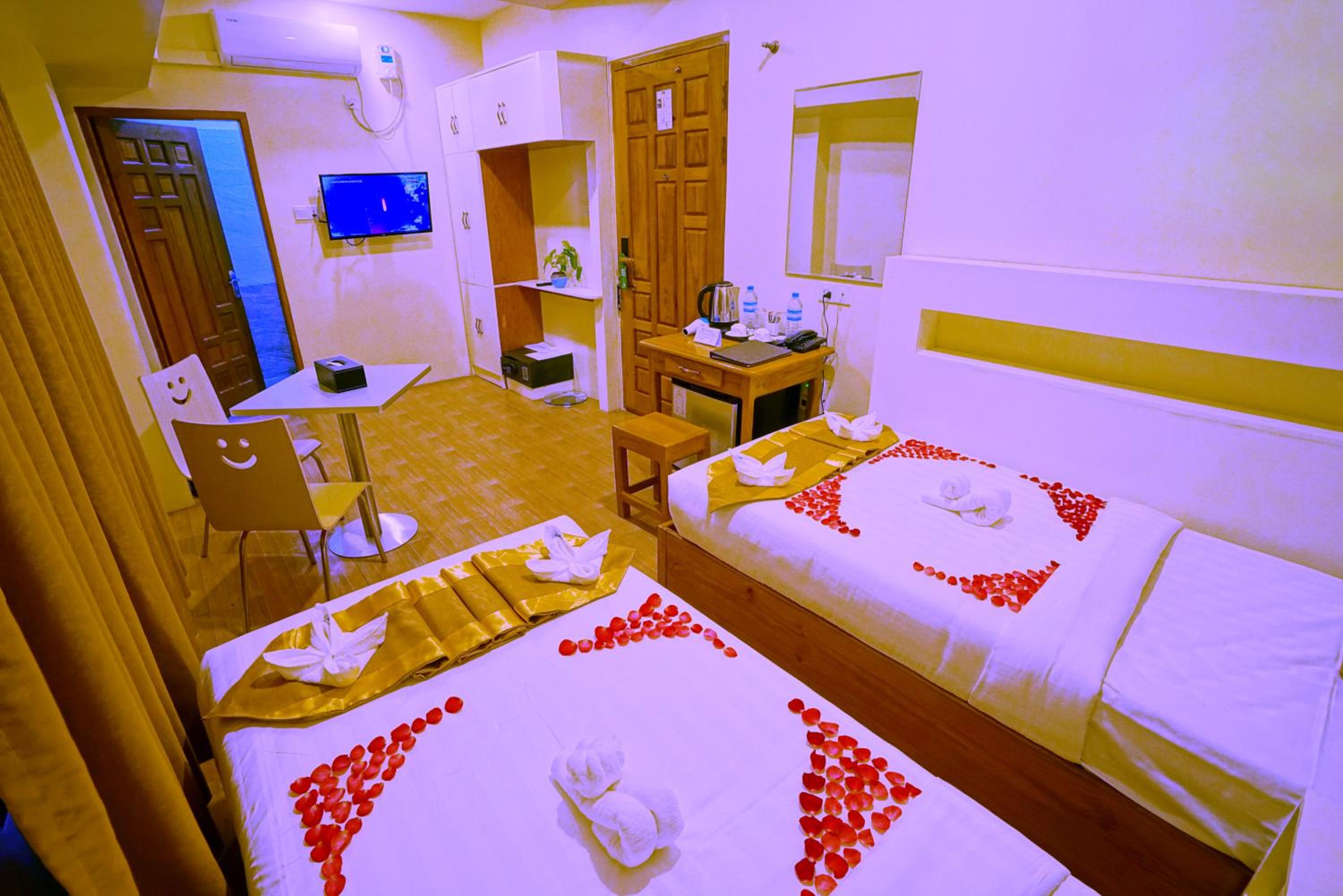 Deluxe Twin Room photo 2