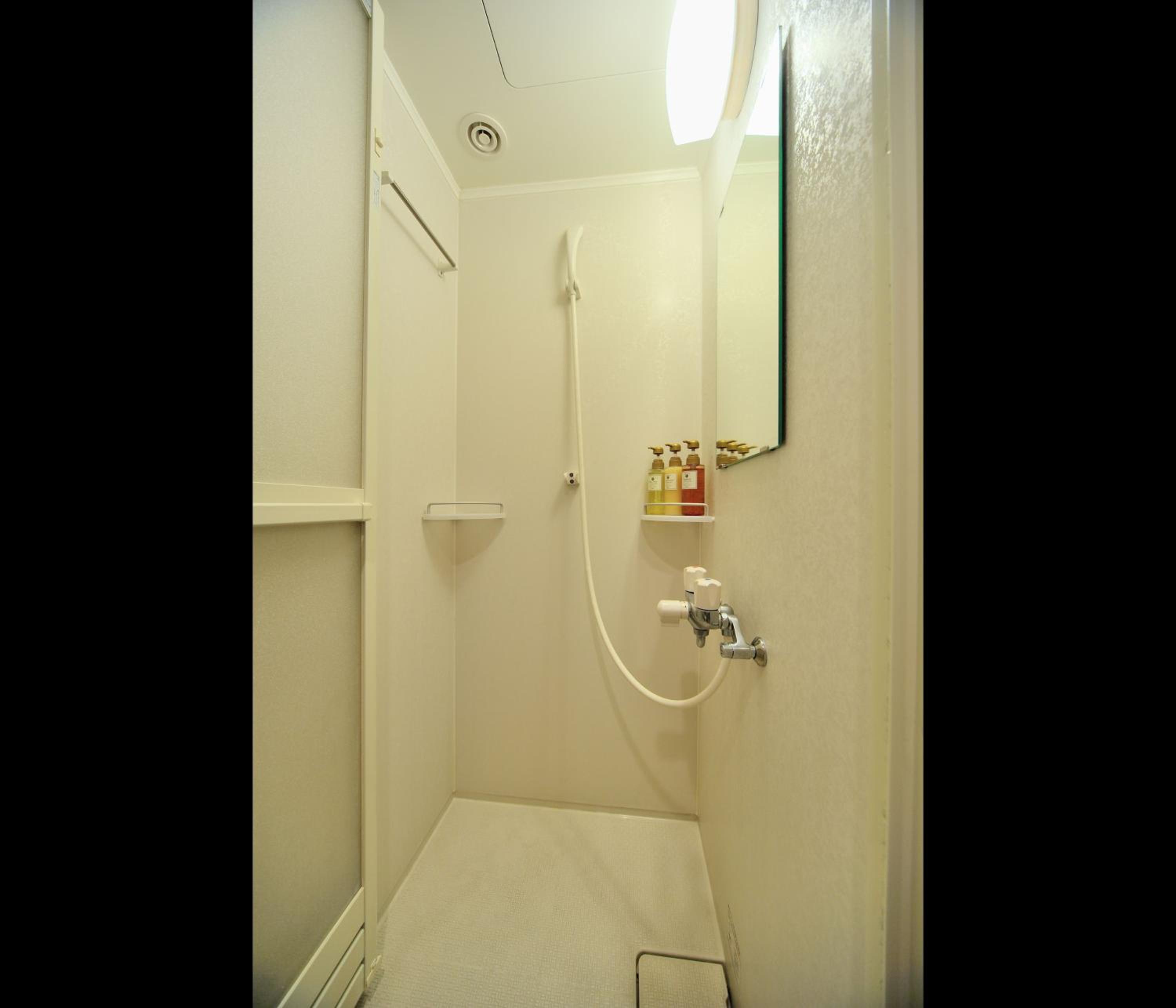 Double Room - Non-Smoking  - Photo 4