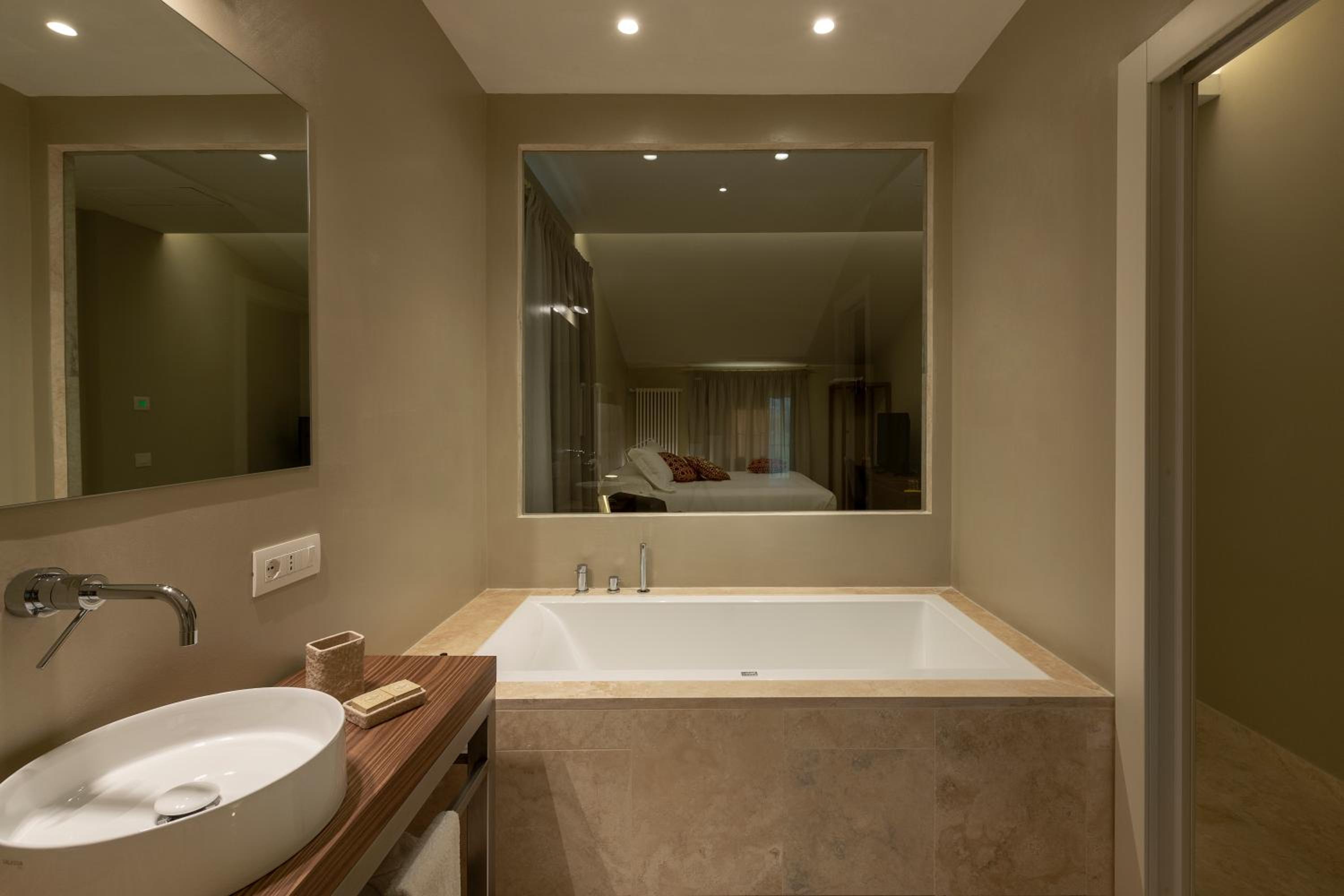 Superior Double Room photo 2