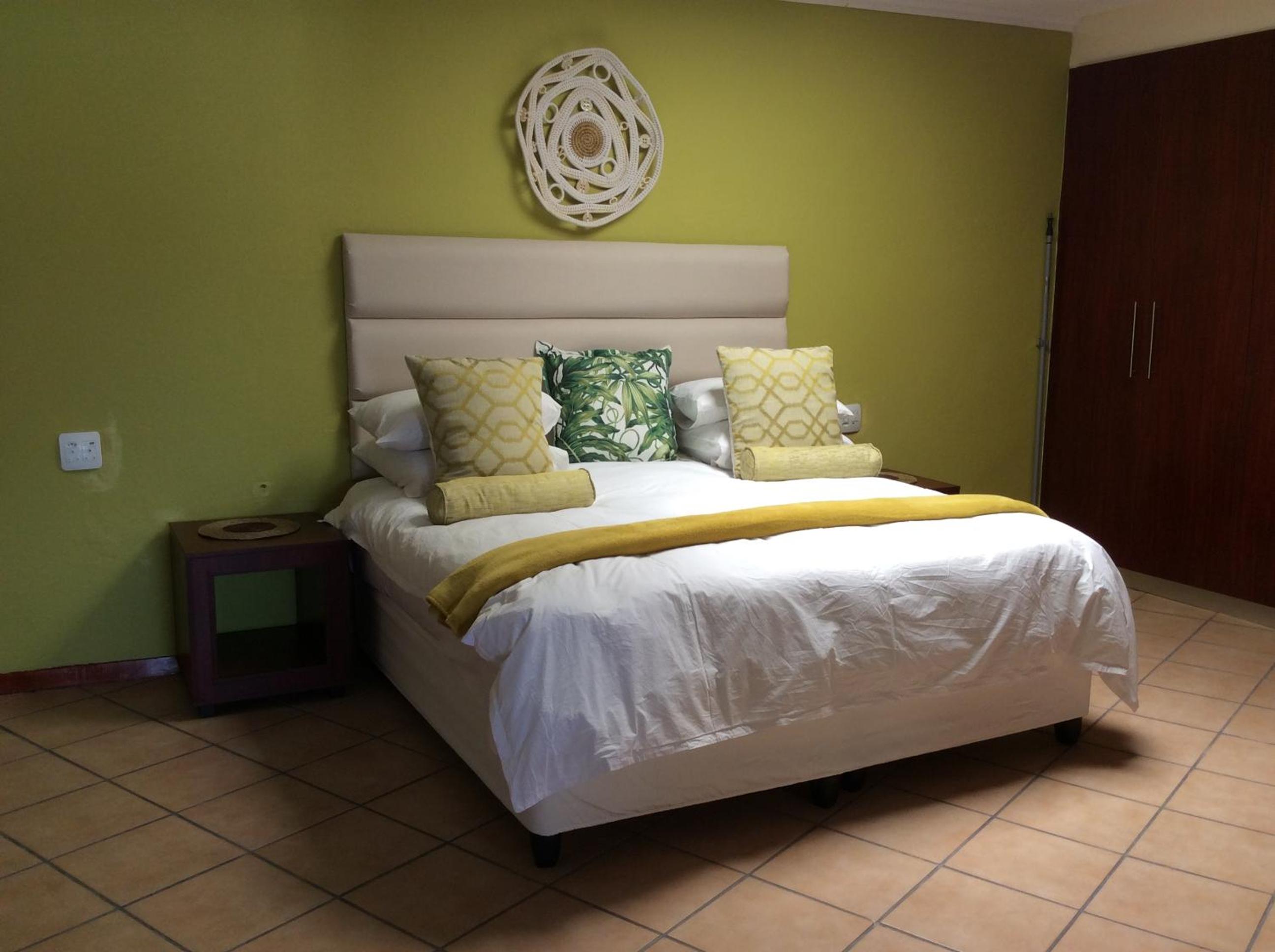 Apartment photo 2