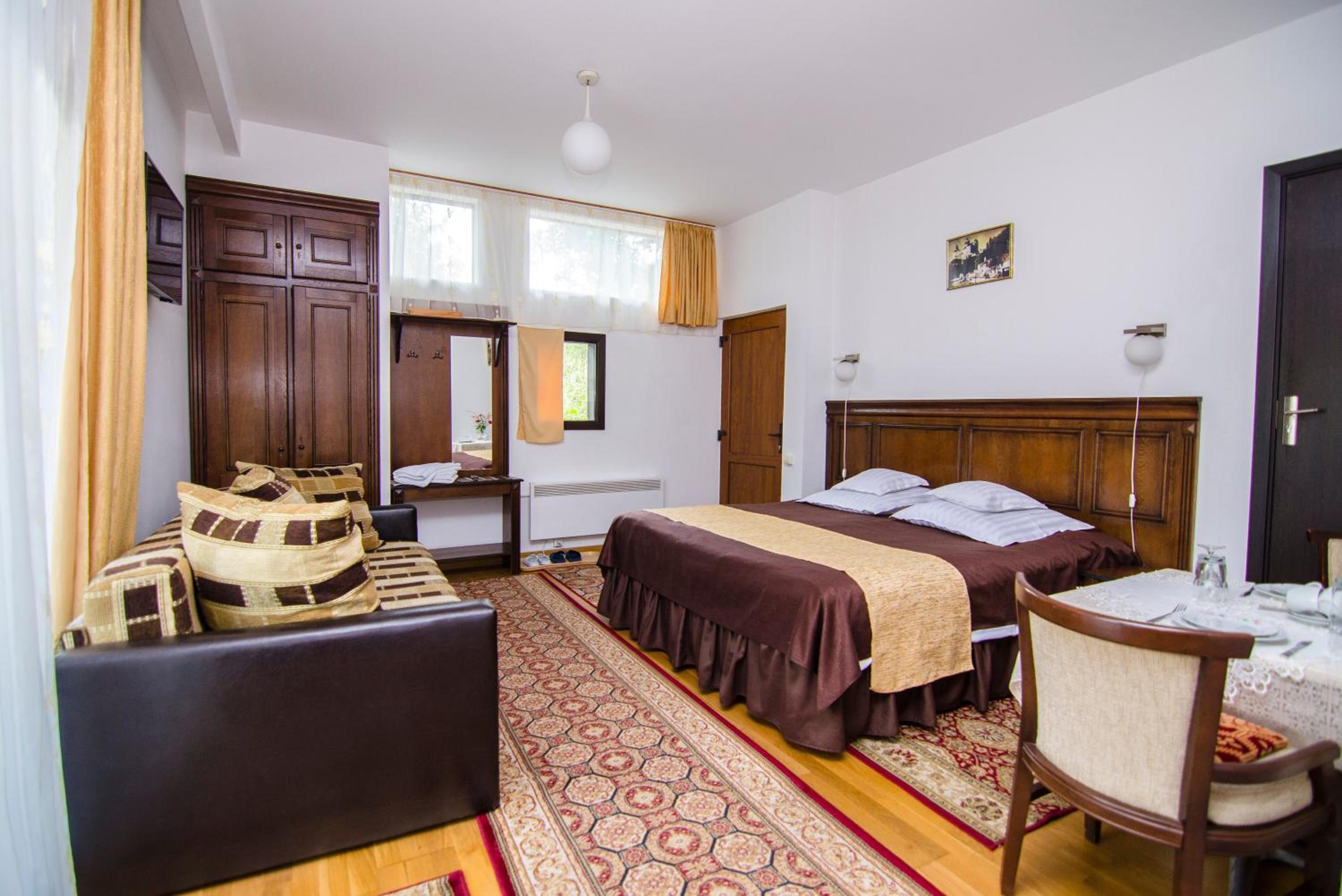 Twin Room - Photo 3