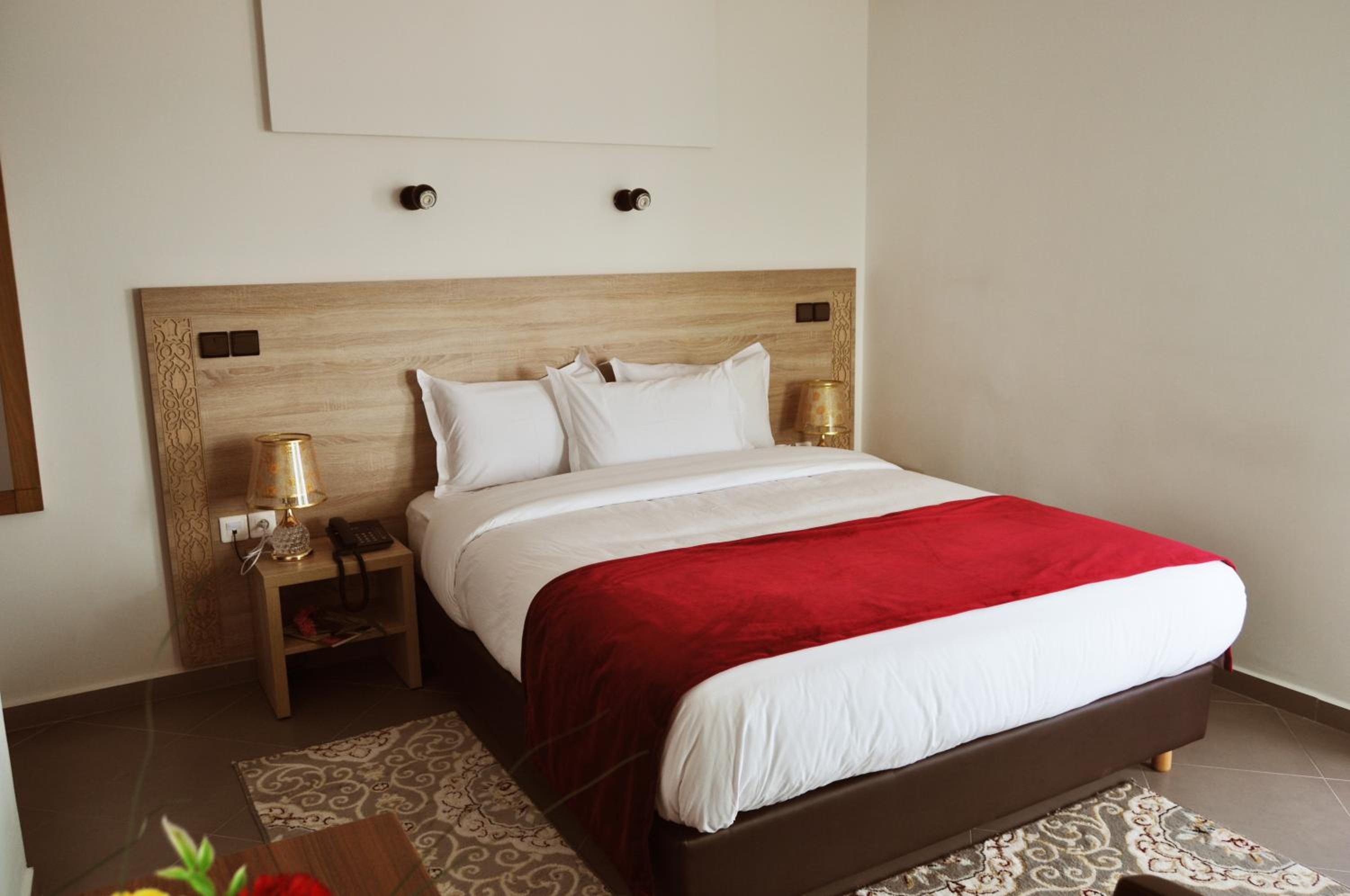 Double Room with Sea View - Photo 4