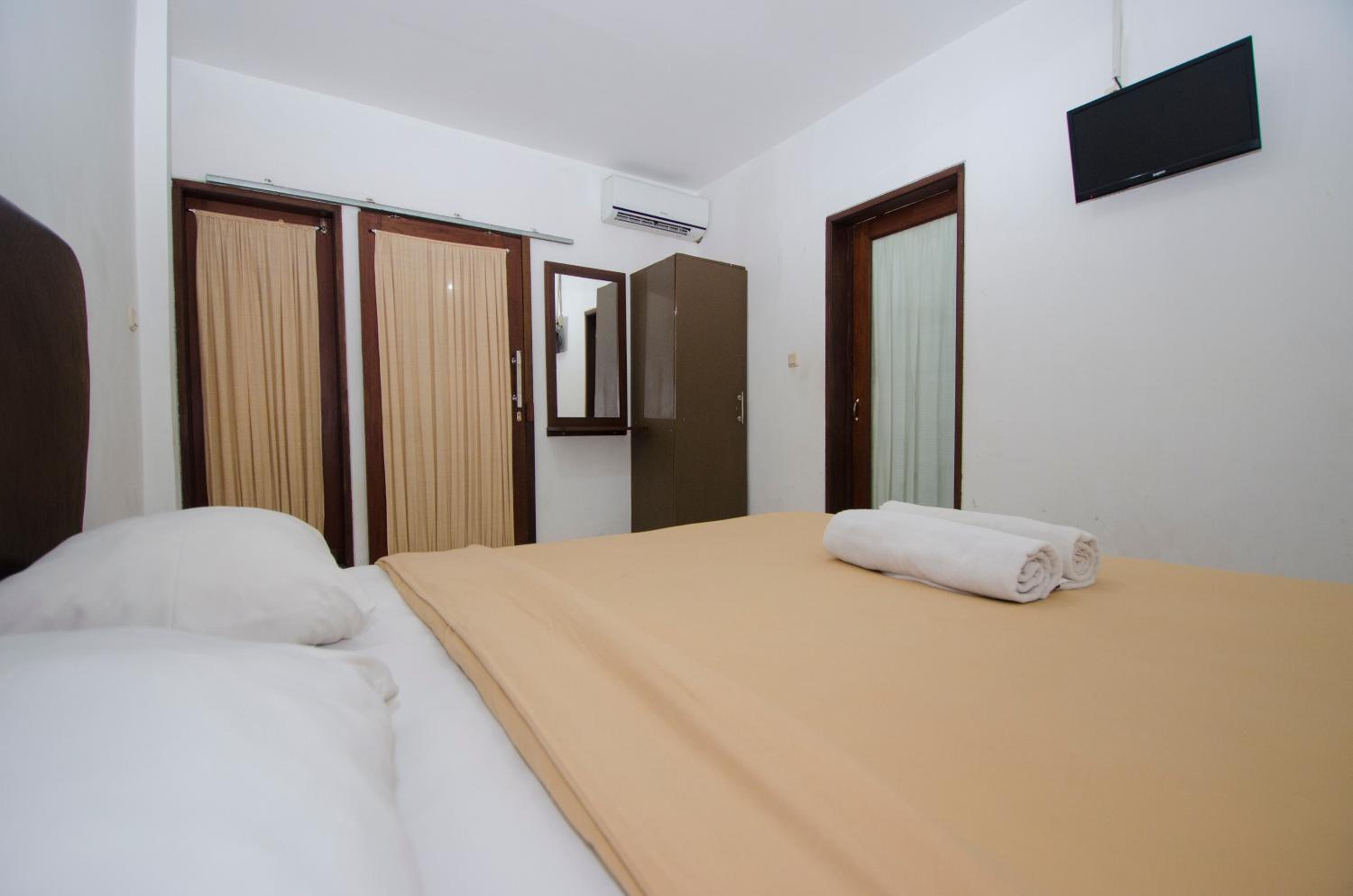 Standard Double Room - Photo 3