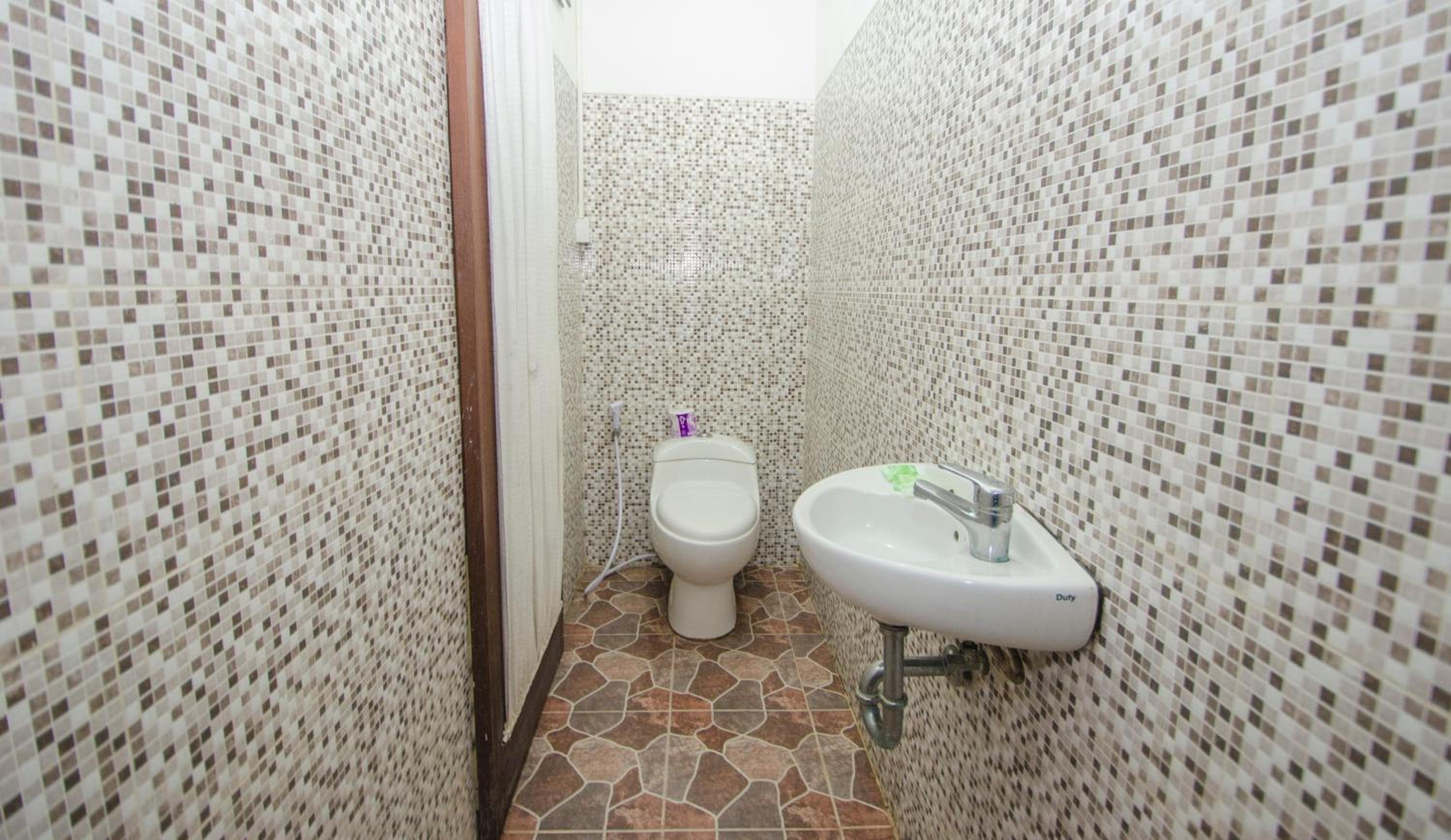 Standard Double Room - Photo 2
