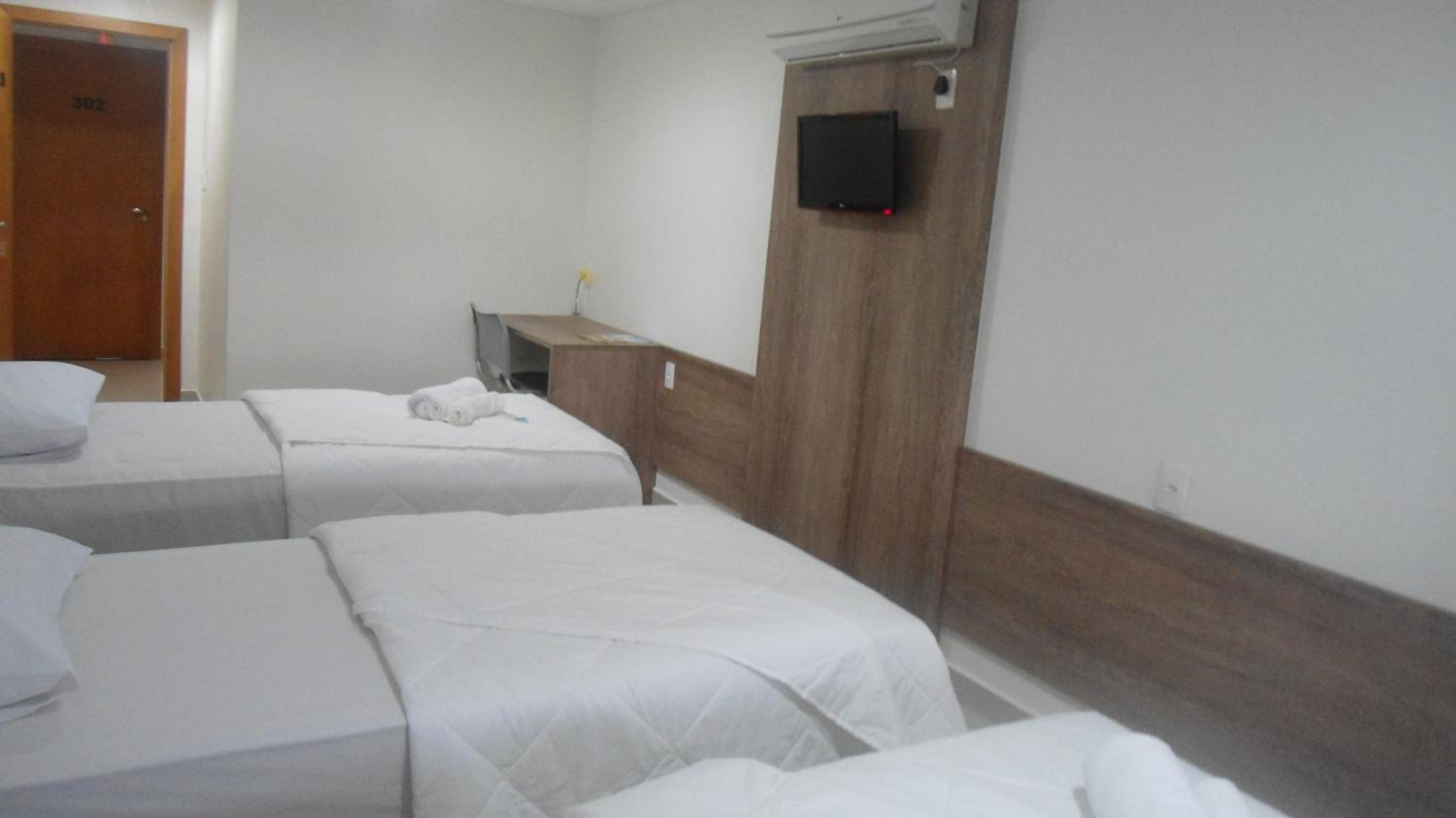 Deluxe Triple Room photo 3