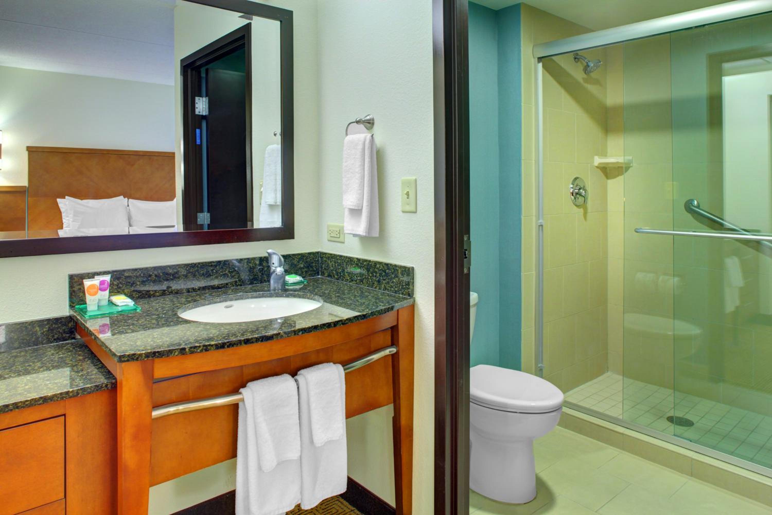 Double Room with Two Double Beds and Sofa bed - High Floor - Photo 2