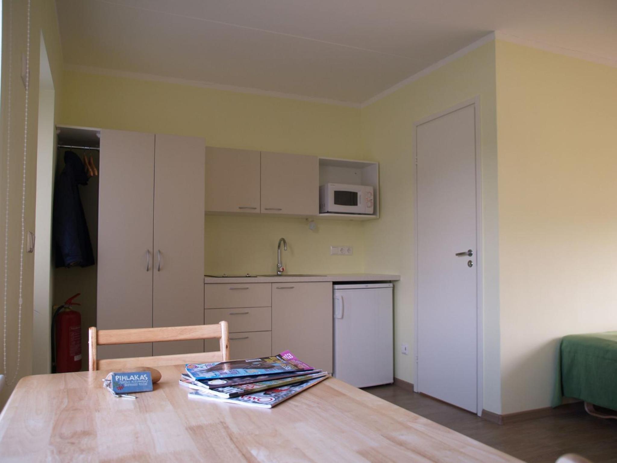 Twin Room with Kitchenette - Photo 4