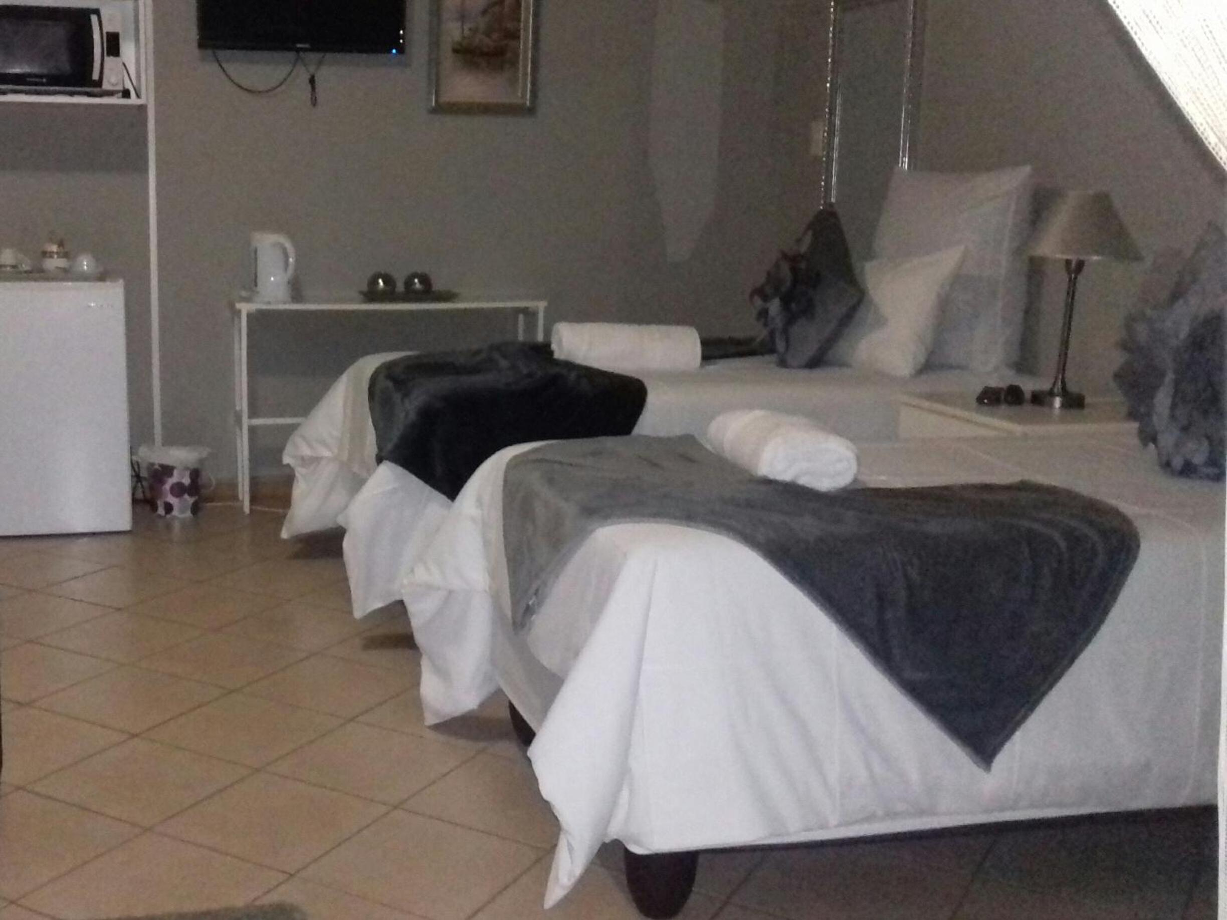 Budget Double or Twin Room photo 3