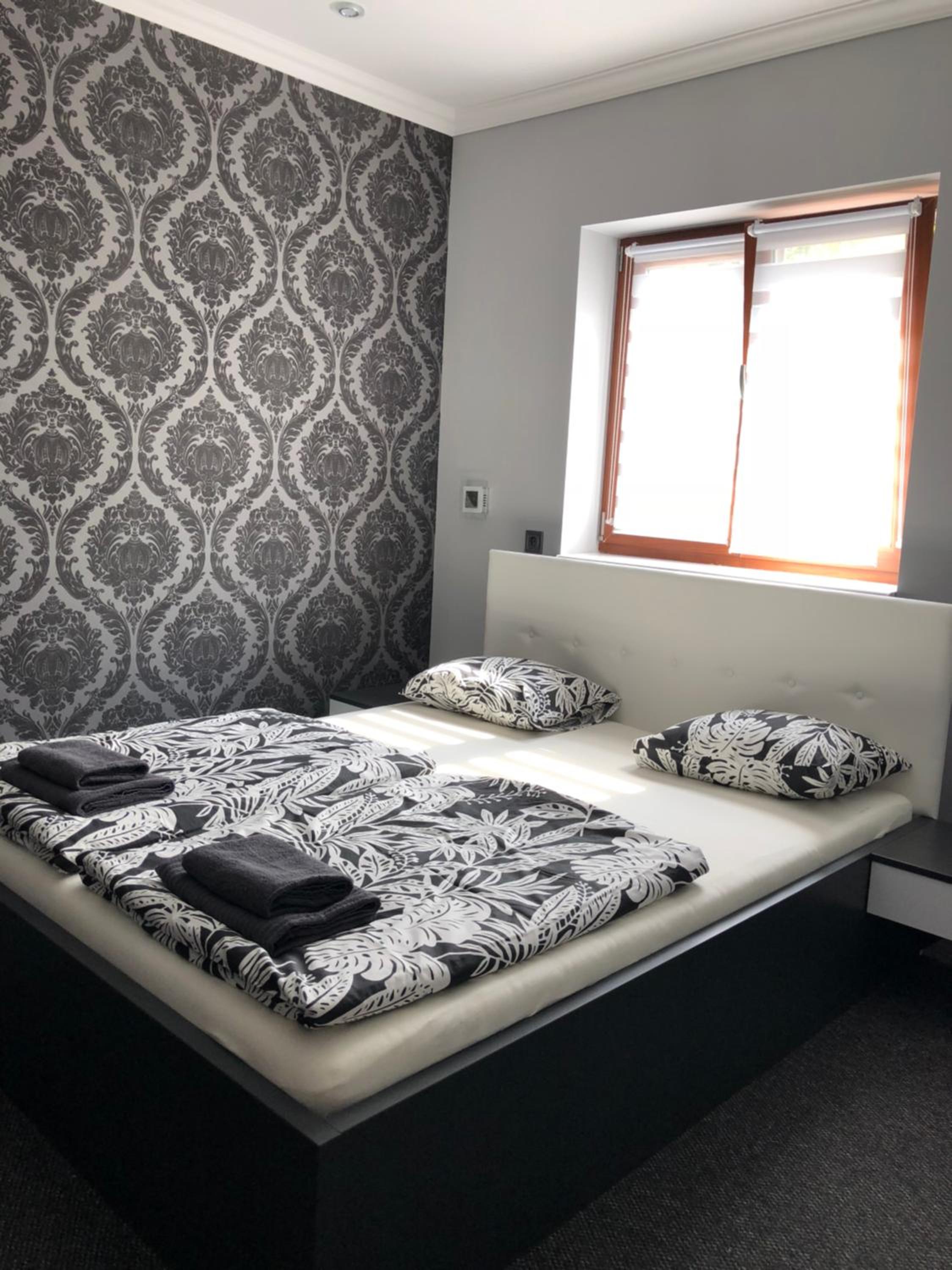 Deluxe Family Room - Photo 5