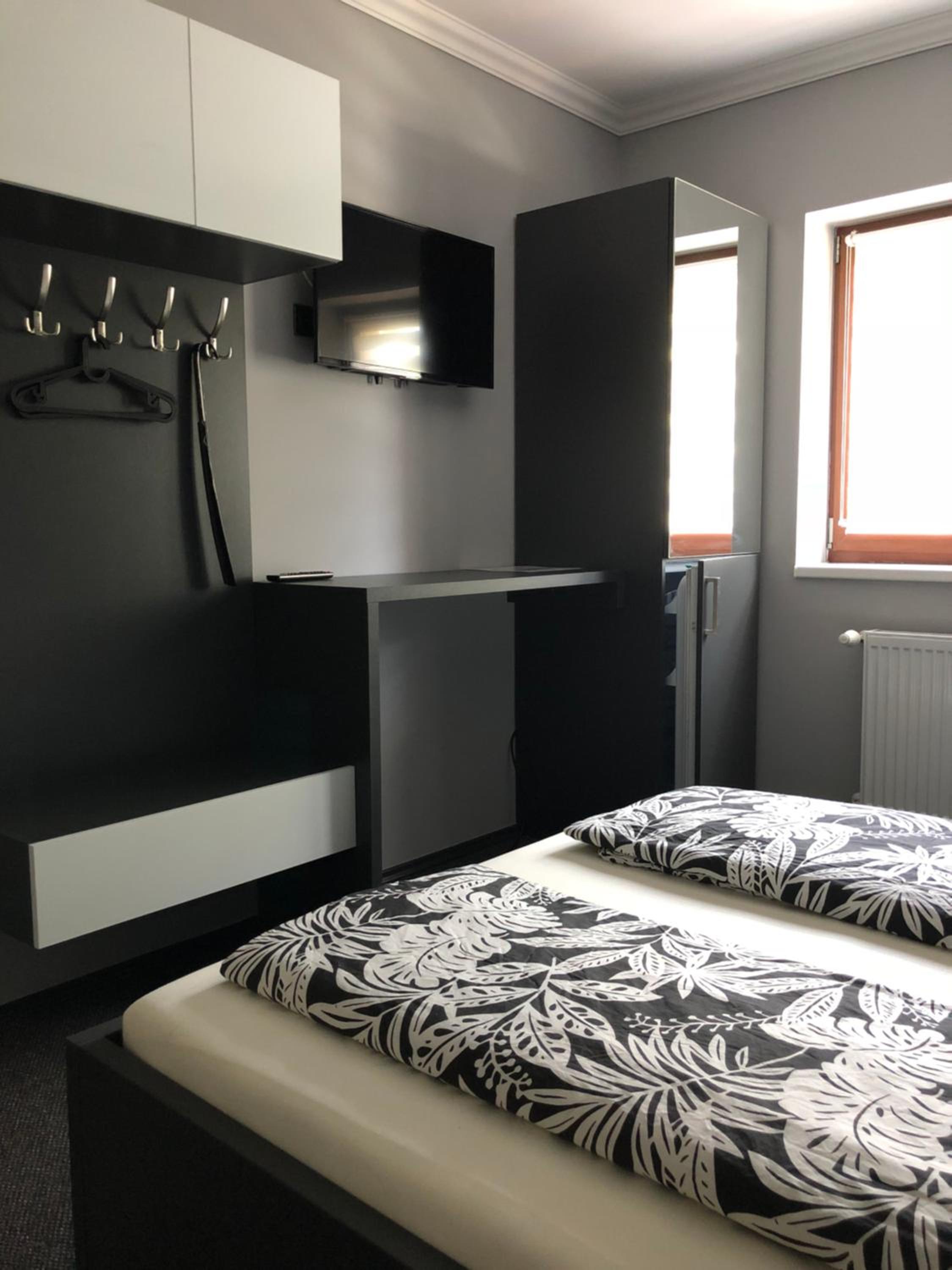 Deluxe Triple Room - Photo 5
