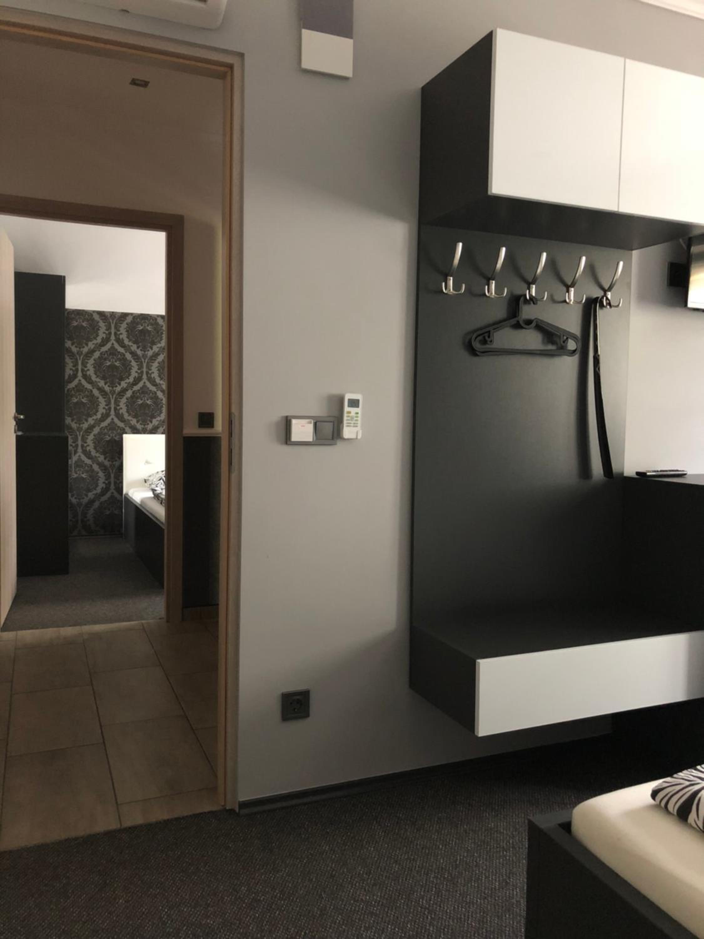 Deluxe Triple Room - Photo 2