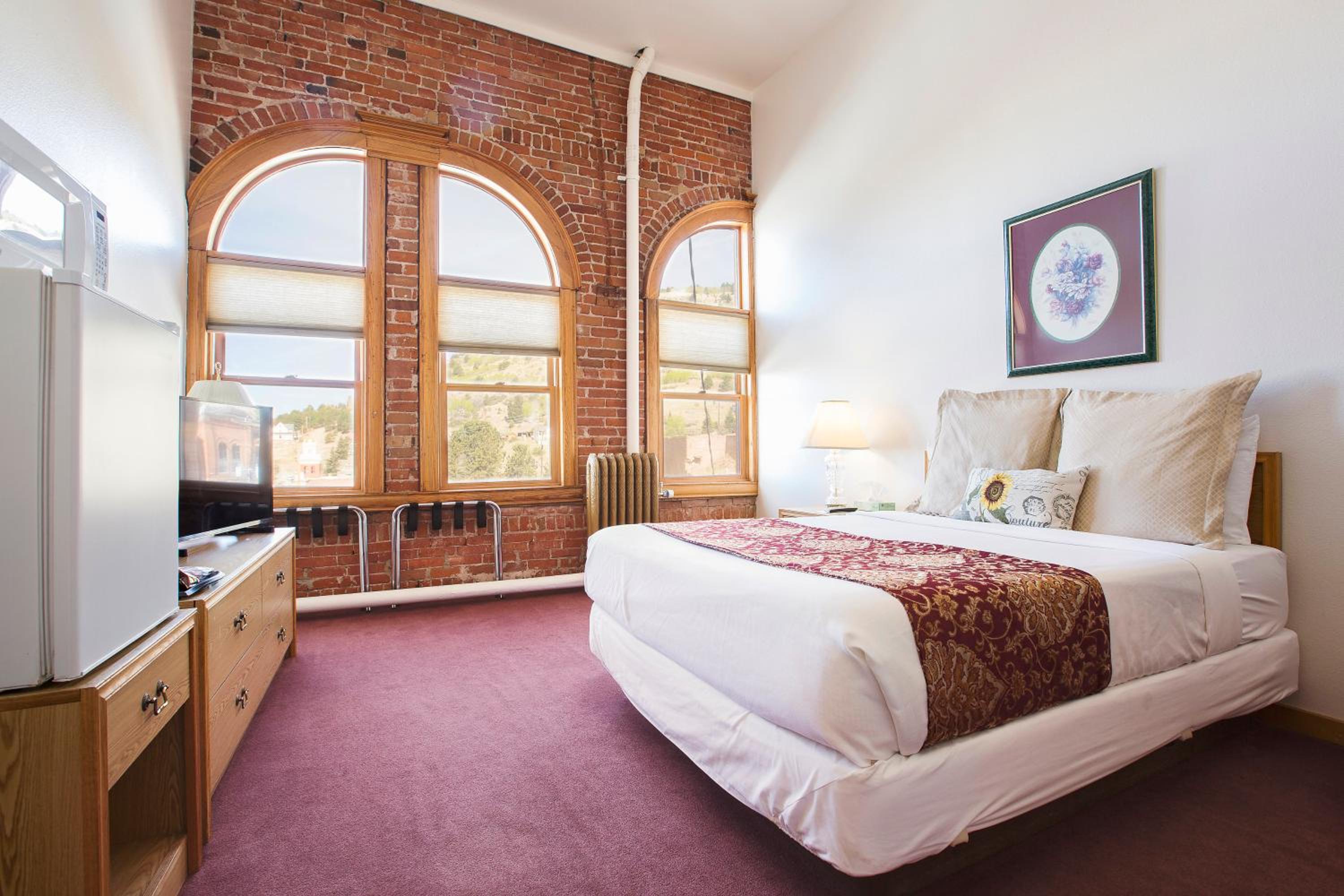 Standard Queen Room photo 3