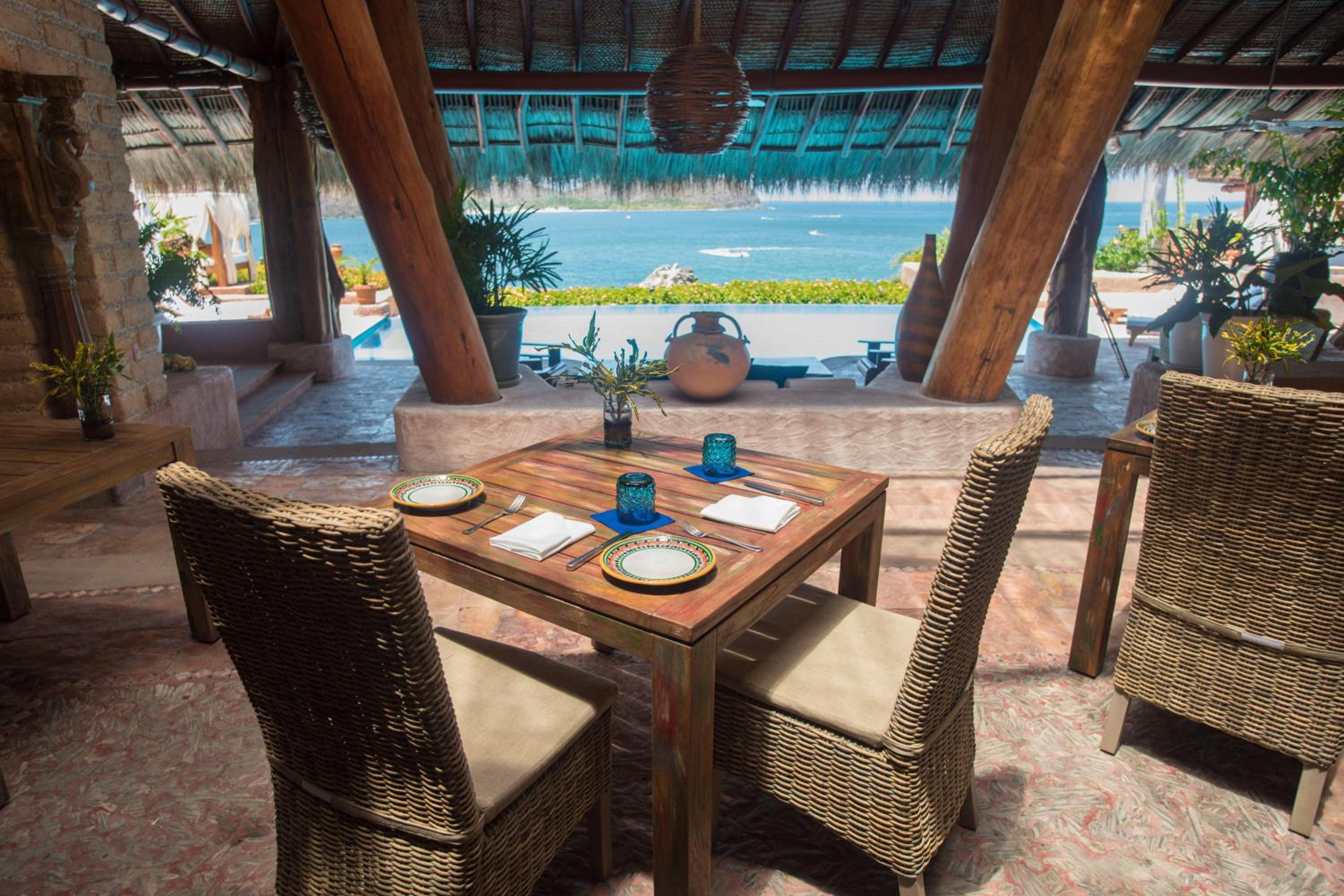 Four-Bedroom Villa - Oceanfront - Photo 23
