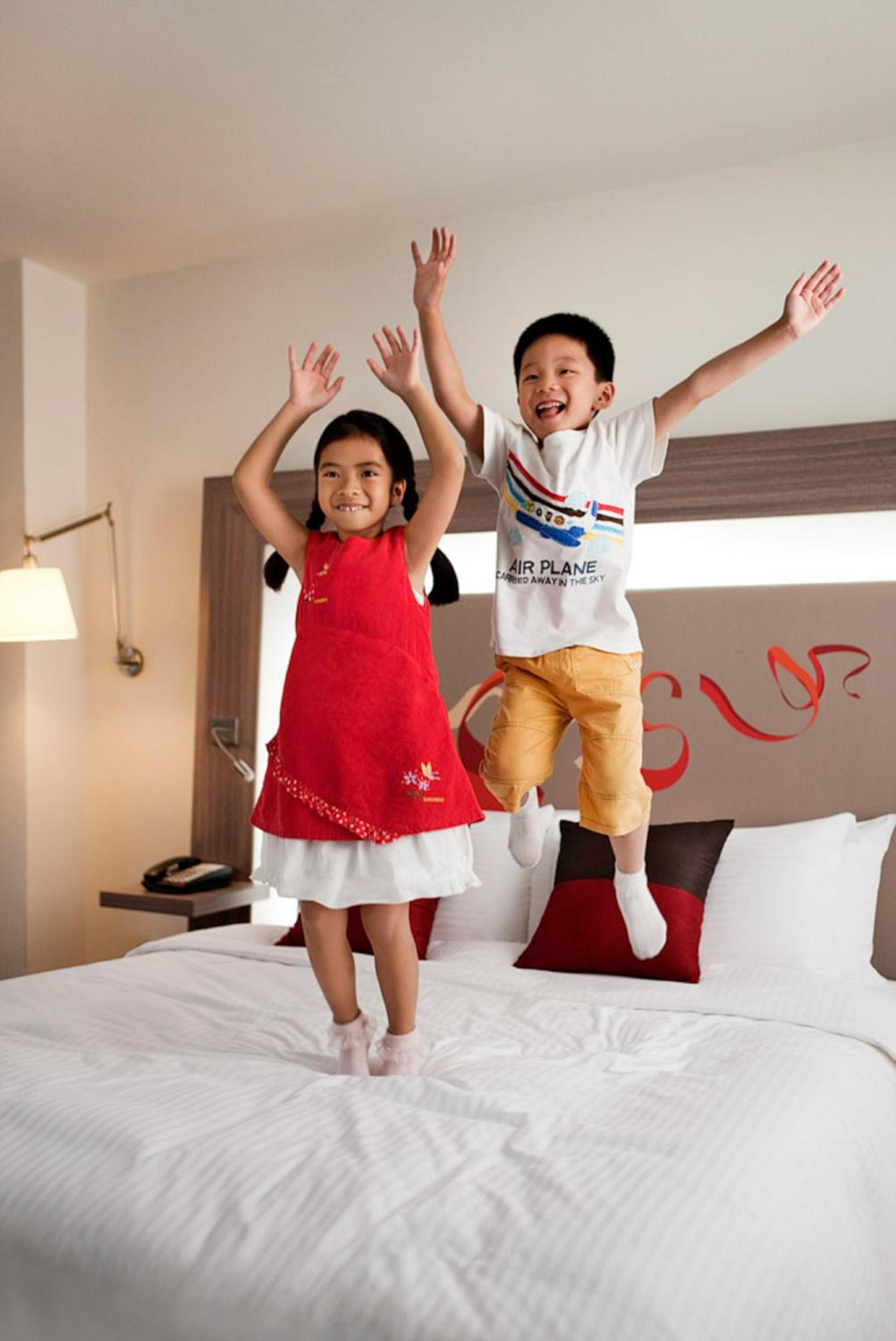 Classic Double Room with Sofa Bed - Photo 9