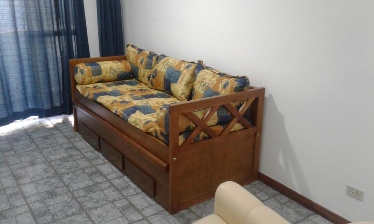 One-Bedroom Apartment - Photo 1