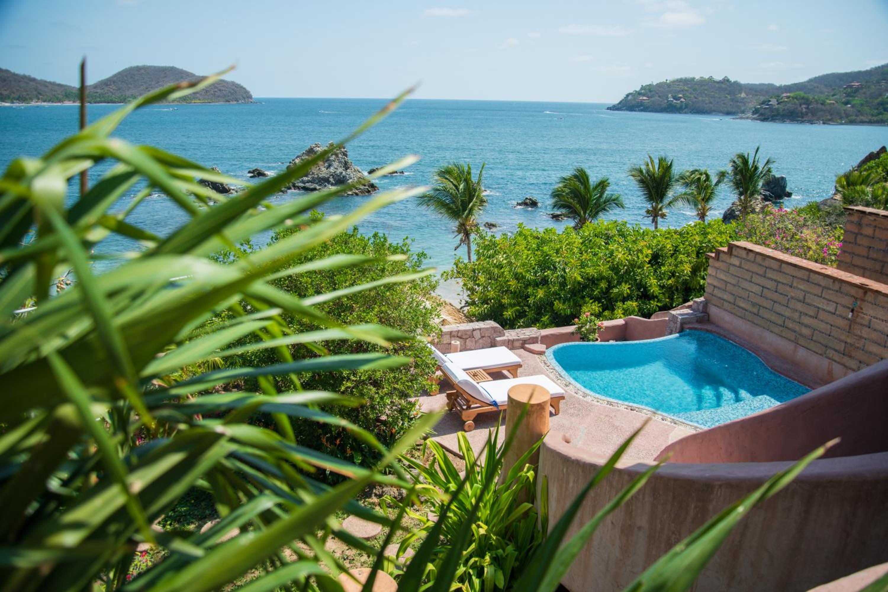 Four-Bedroom Villa - Oceanfront - Photo 51