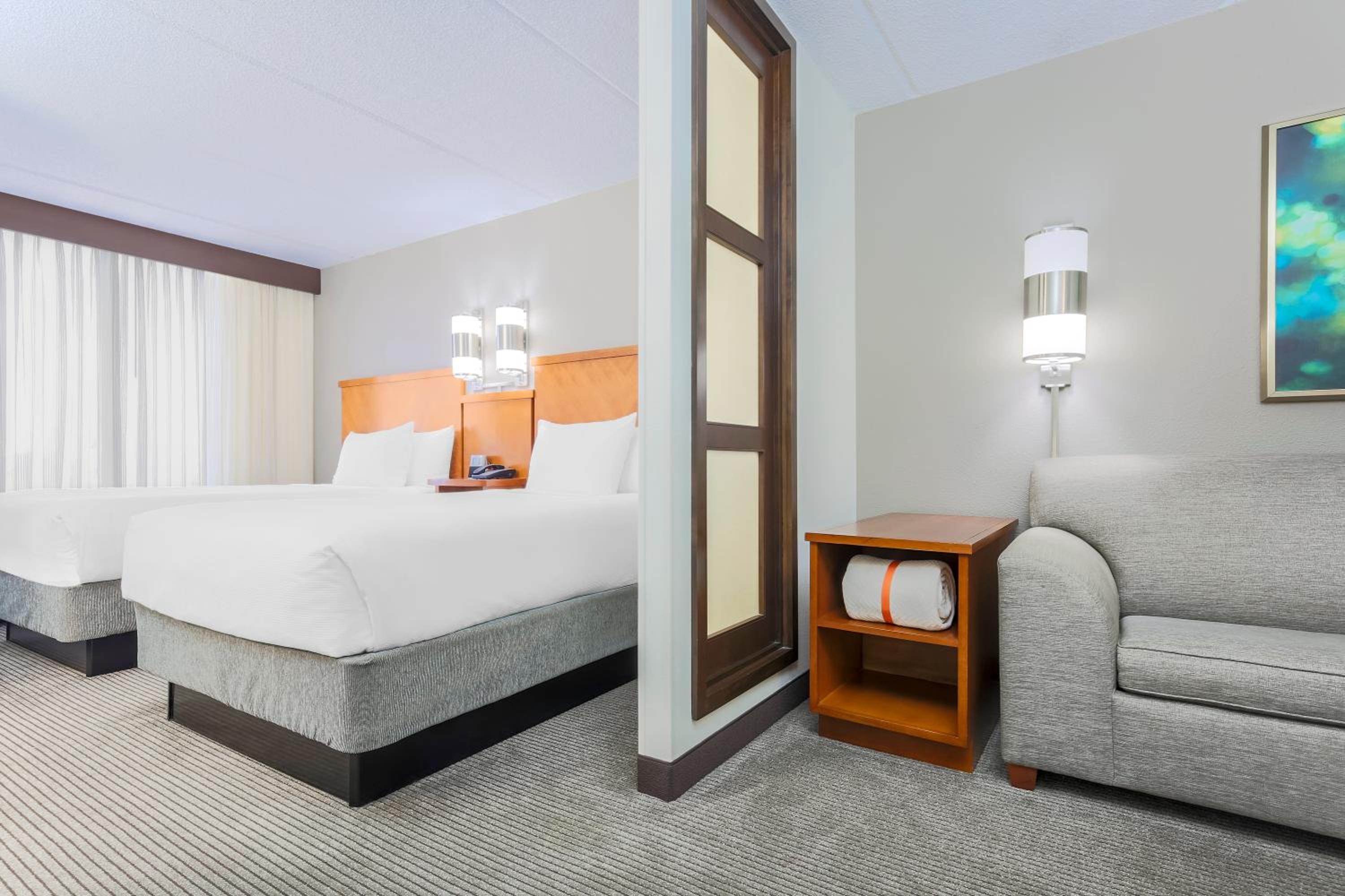 Double Room with Two Double Beds and Sofa bed - High Floor