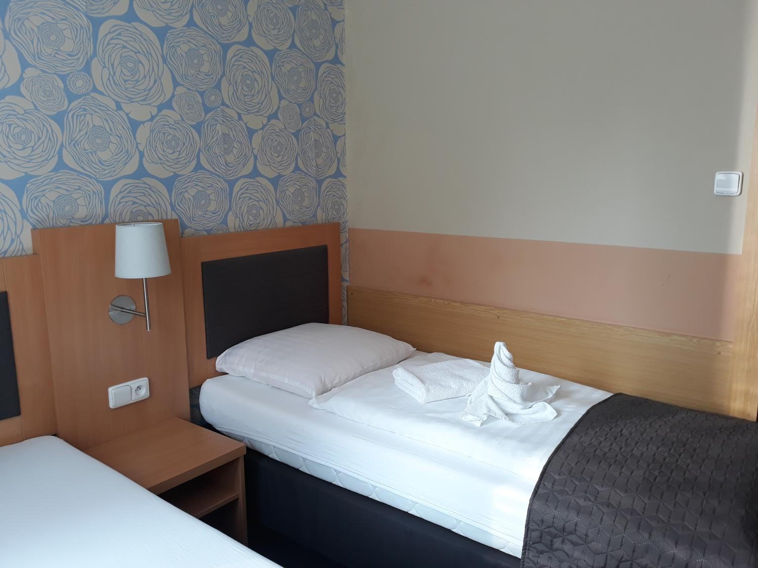 Single Room photo 3