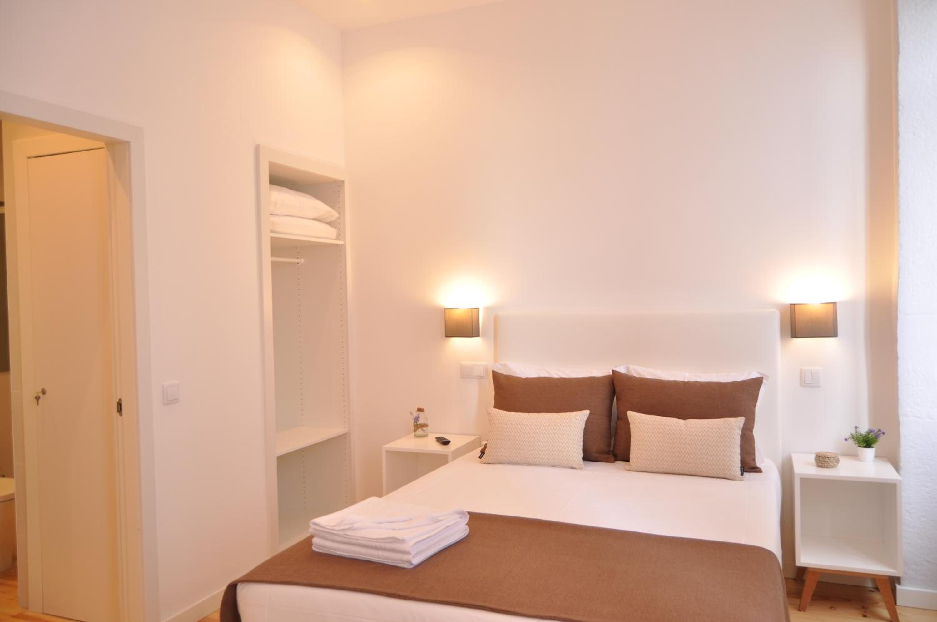 Double Room - Photo 4