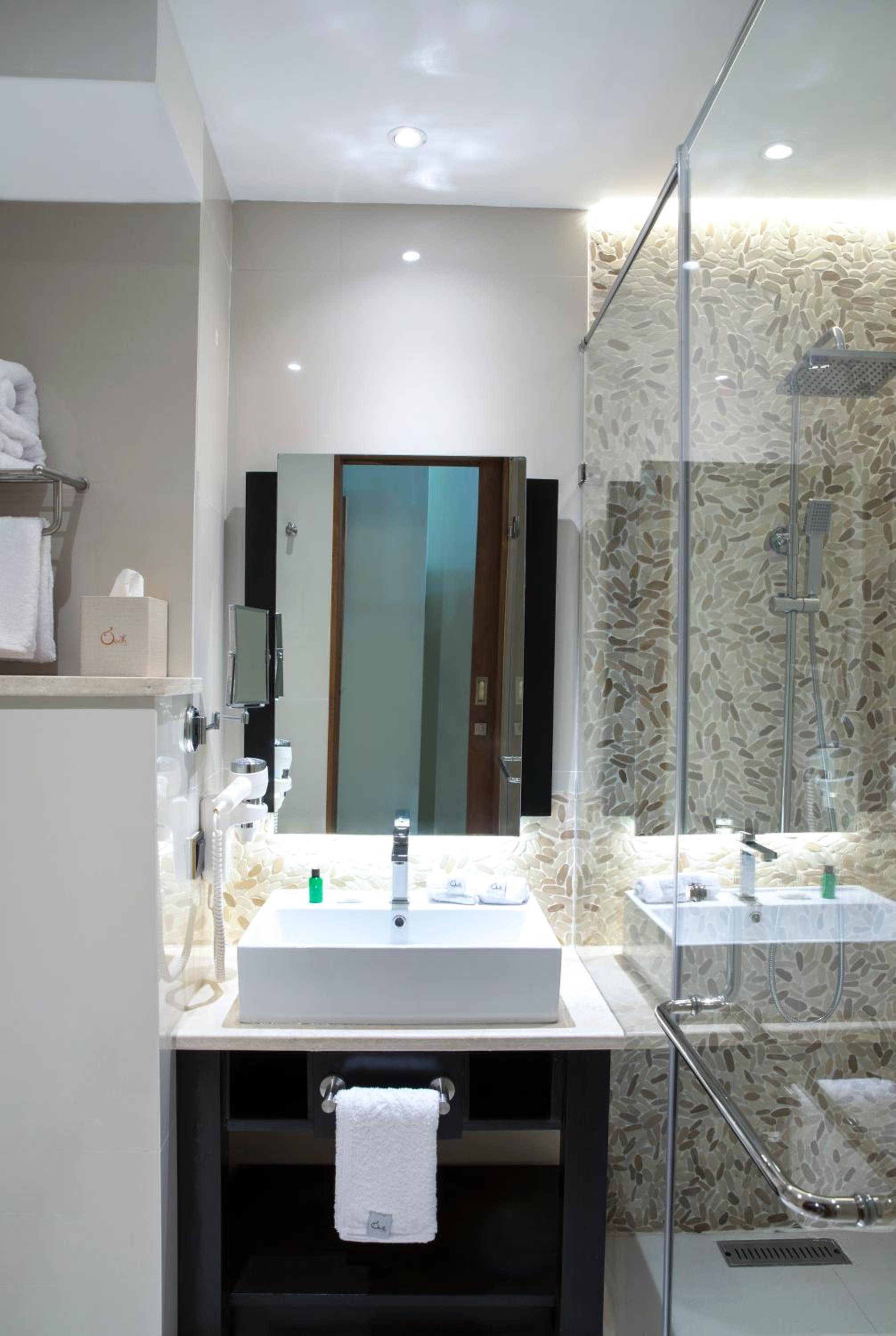 Executive King Room - Photo 3
