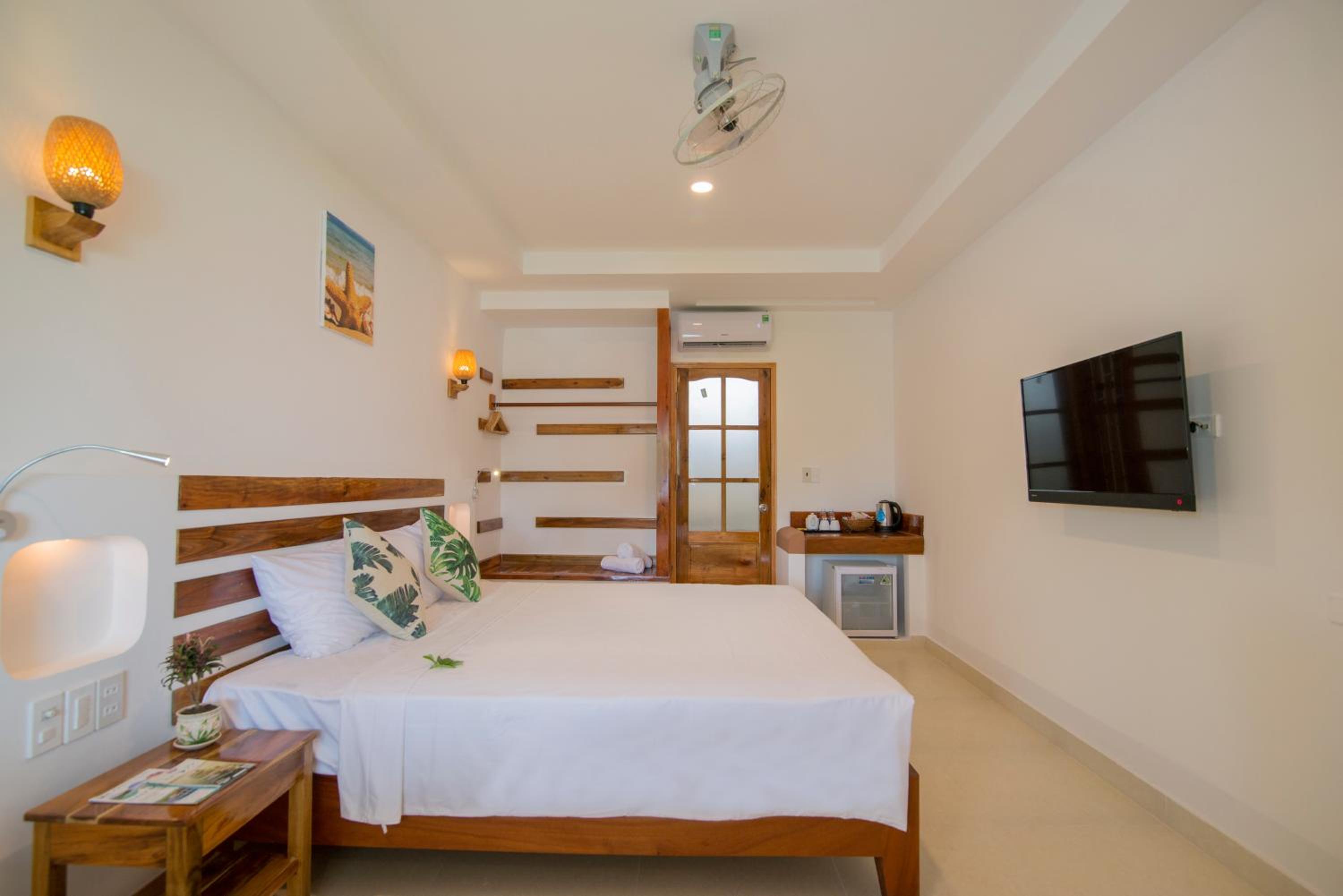 Standard Queen Room with Garden View — the supplier's photographs — photo 3