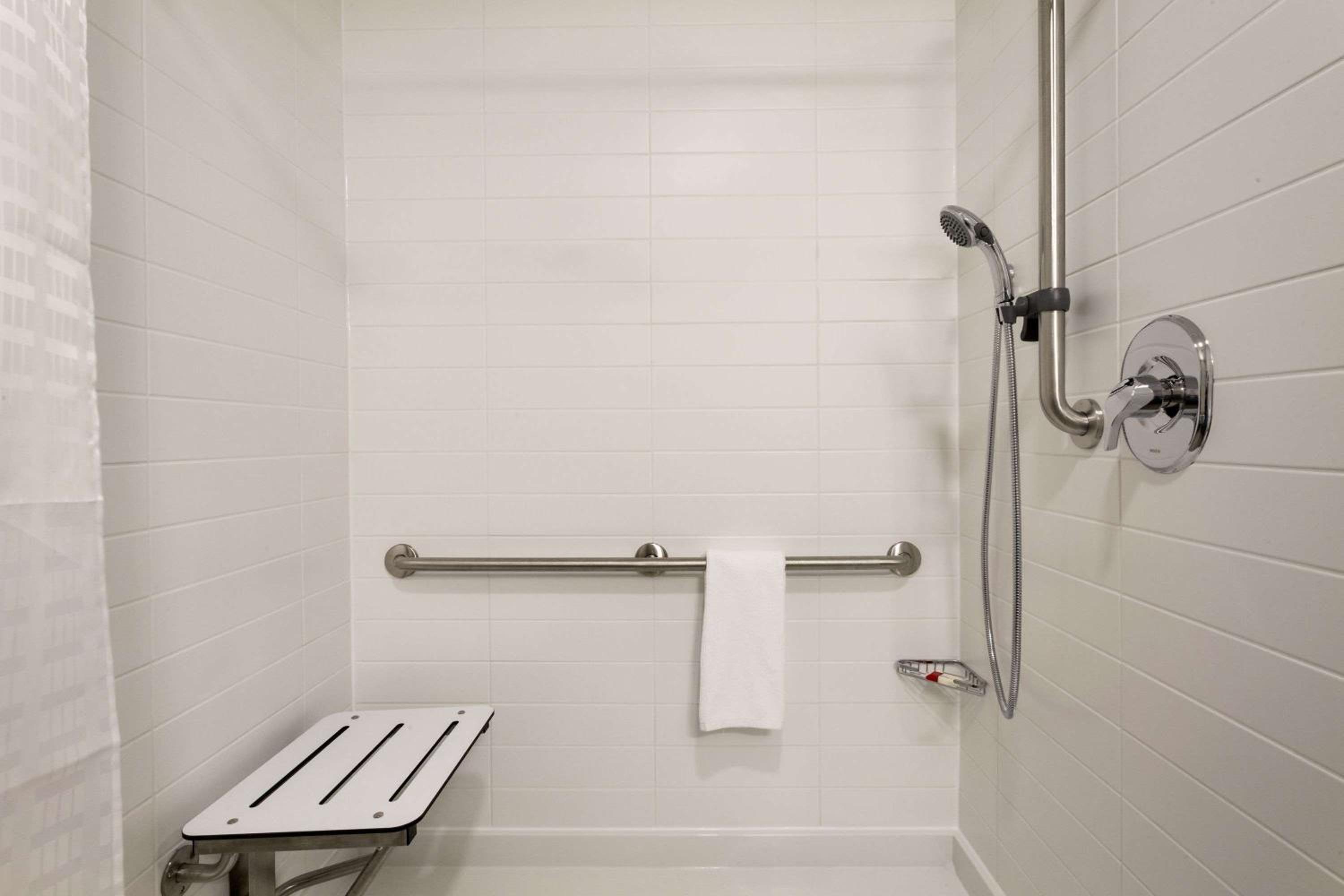 Microtel Inn & Suites by Wyndham Oyster Bay Ladysmith, Bild 3
