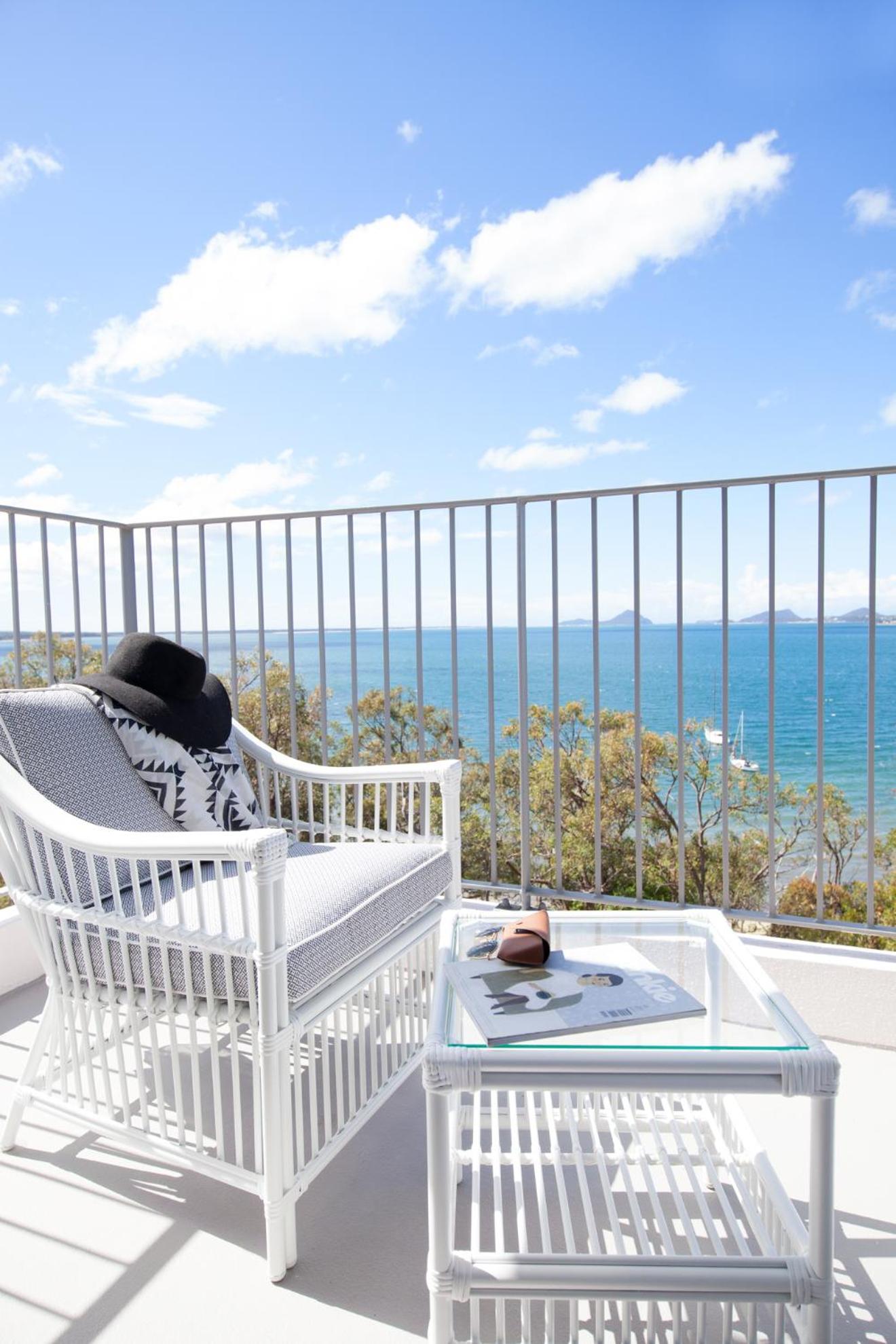 Deluxe Double or Twin Room with Sea View - Photo 3