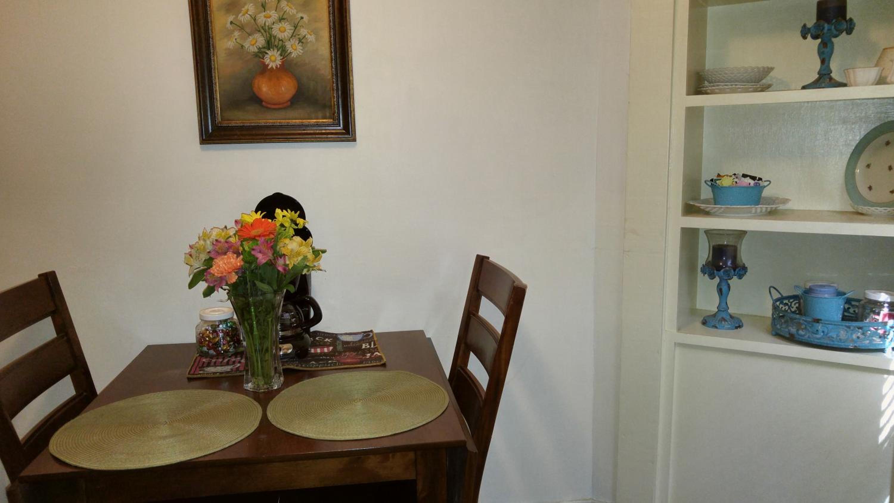 Queen Suite photo 2