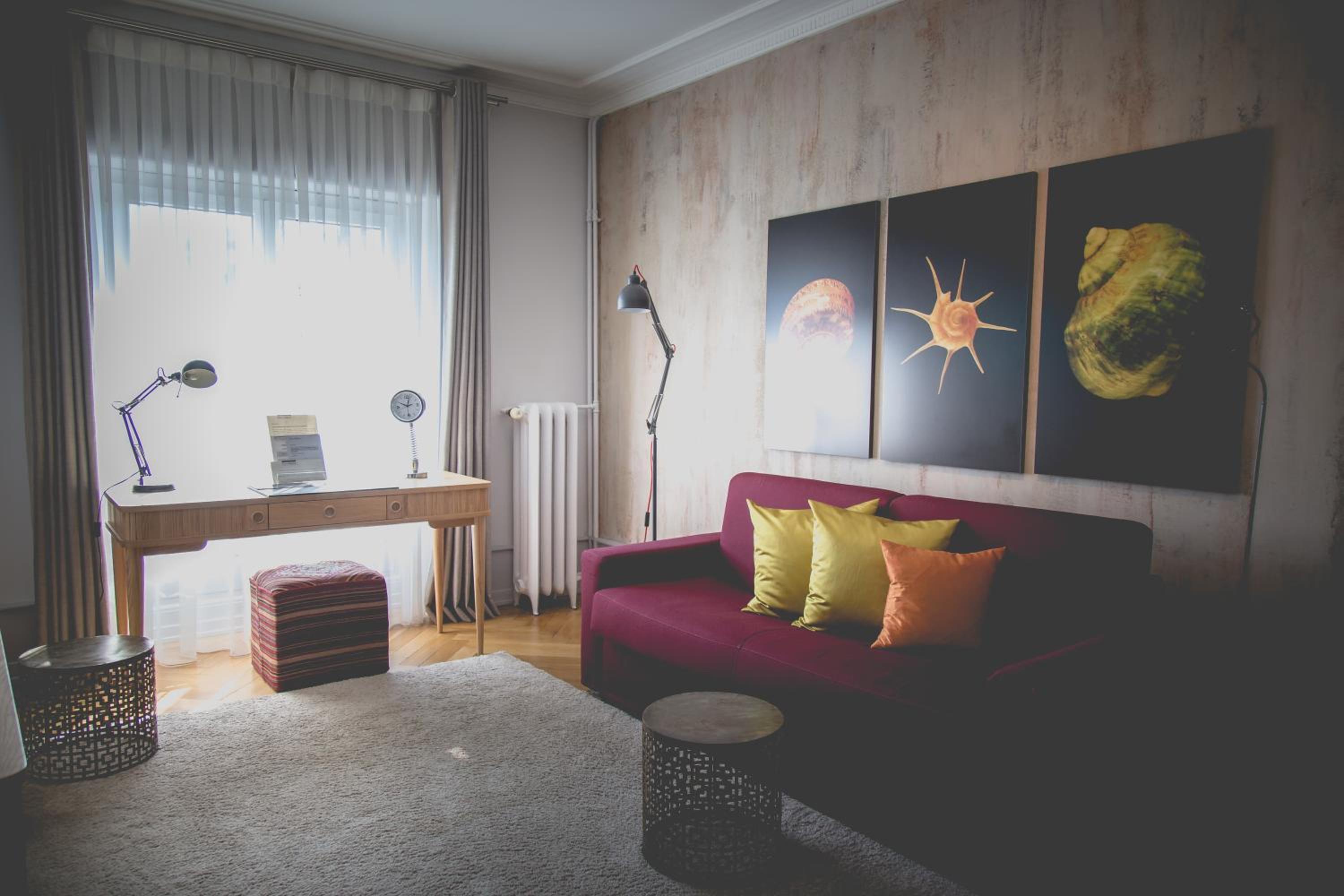 One-Bedroom Apartment - Photo 4
