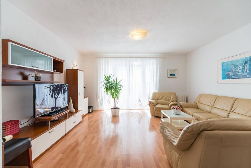 Comfort Two-Bedroom Apartment