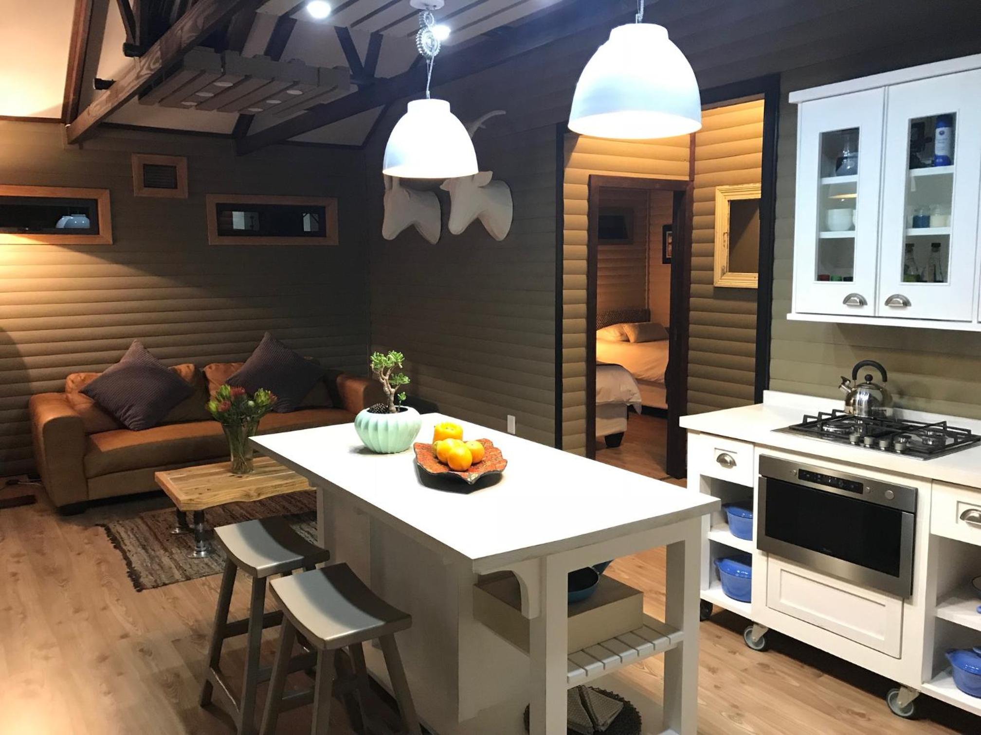 Two-Bedroom Cottage - Photo 27