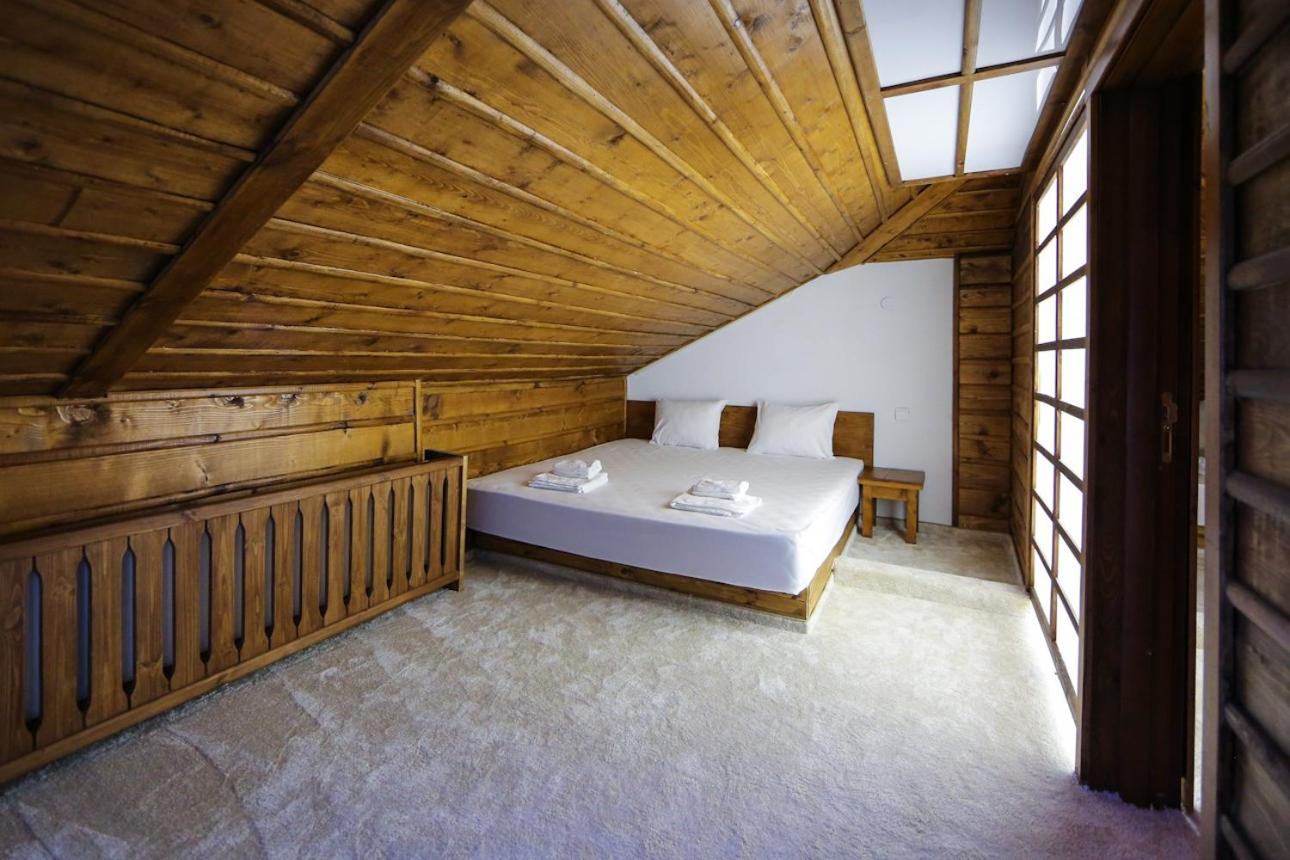 Studio Apartment photo 3