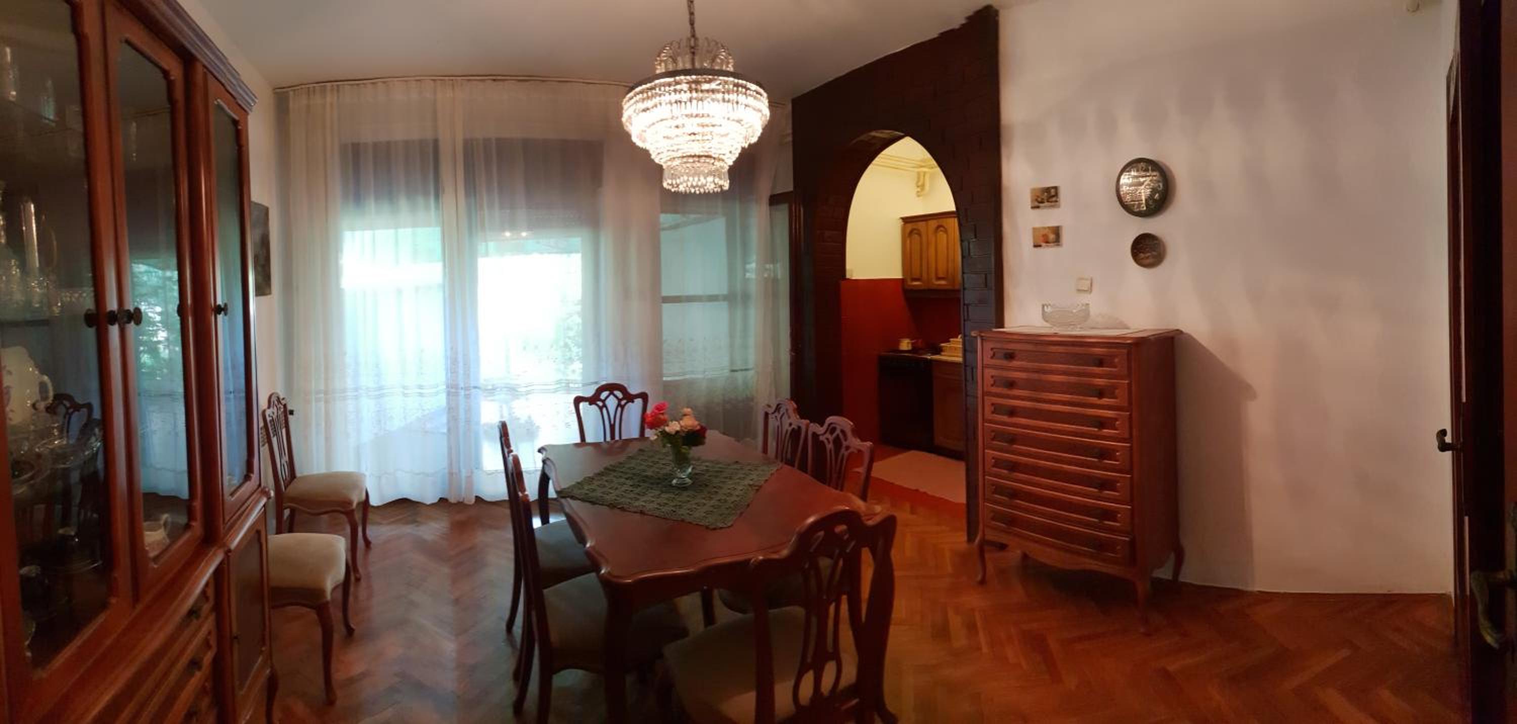 Deluxe Apartment photo 3