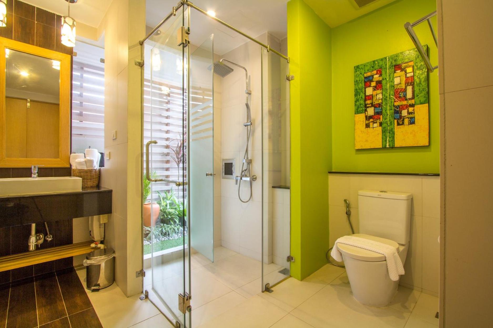 One-Bedroom Suite photo 3