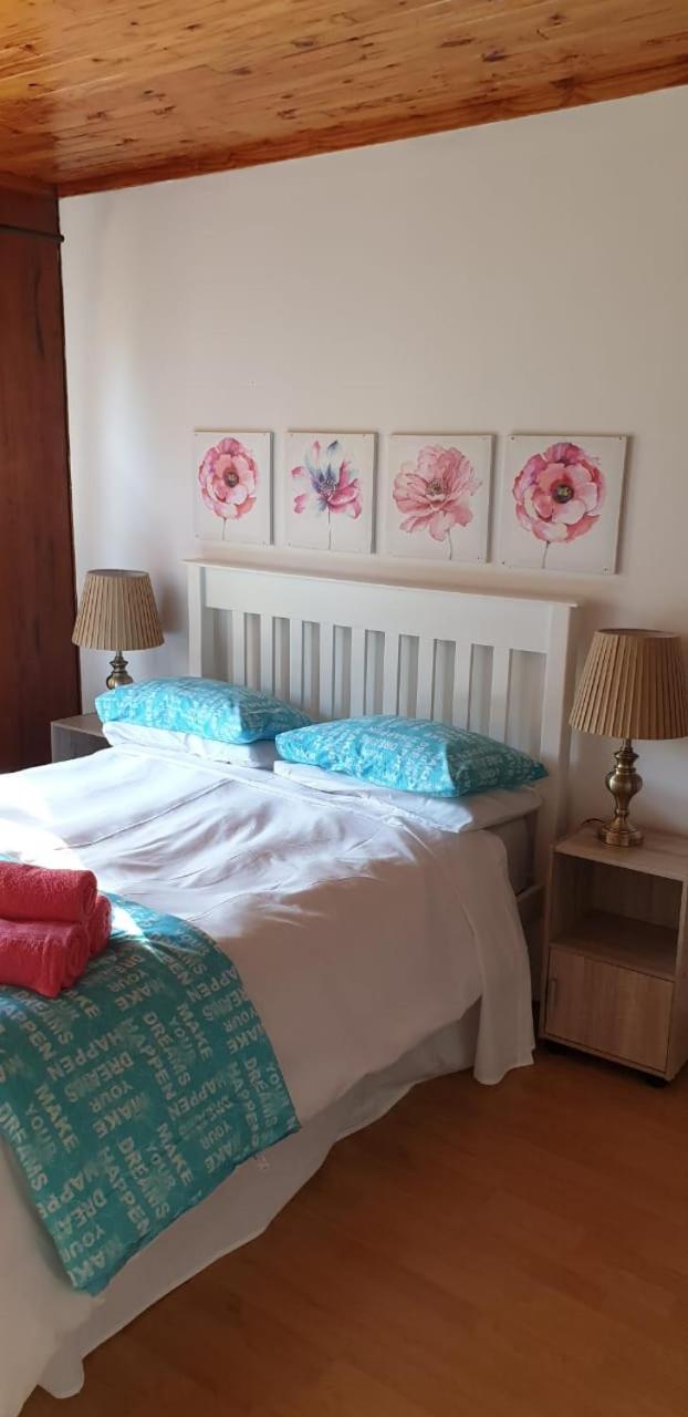 Deluxe Room - Photo 2