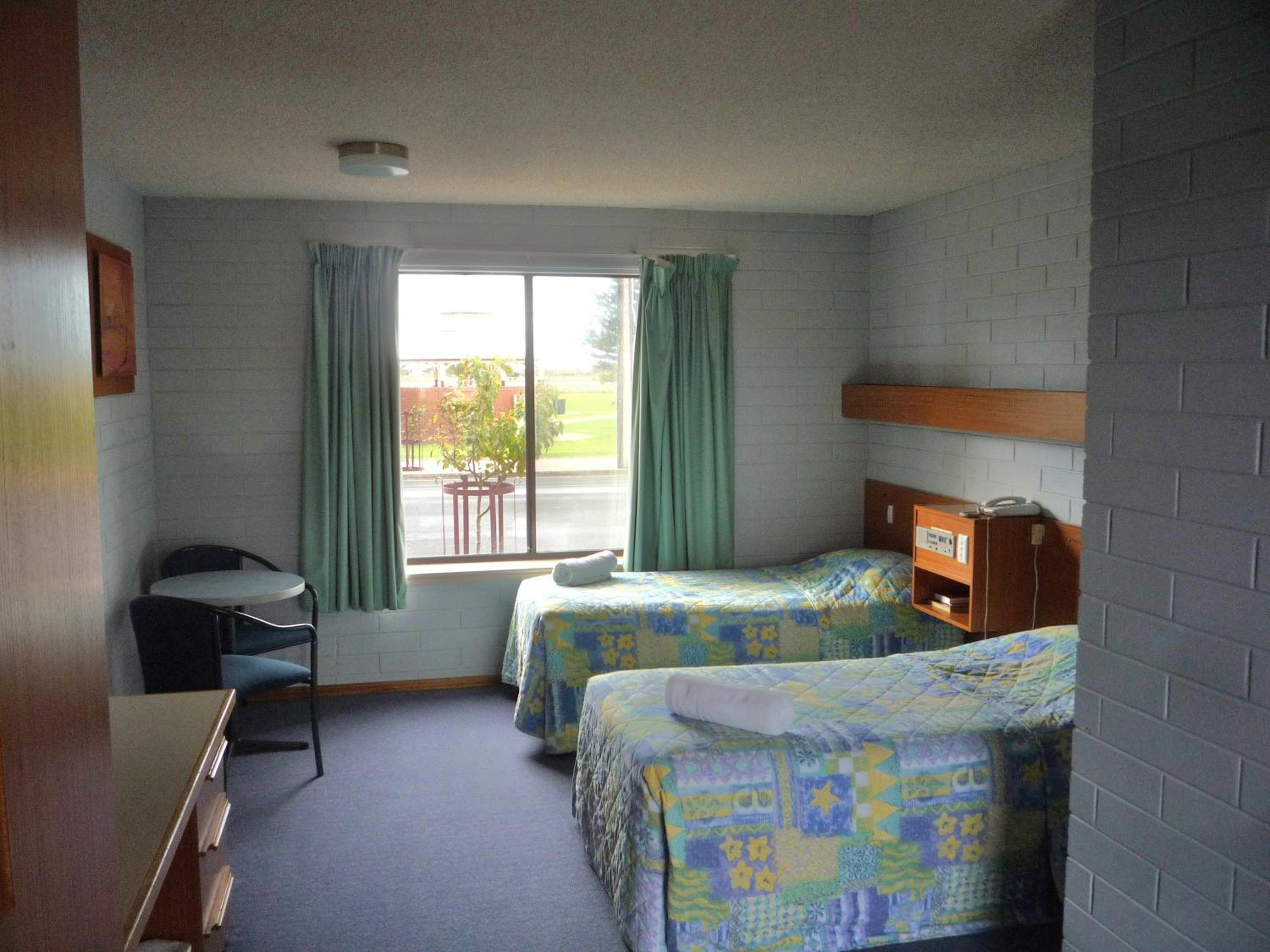 Standard Twin Room photo 1