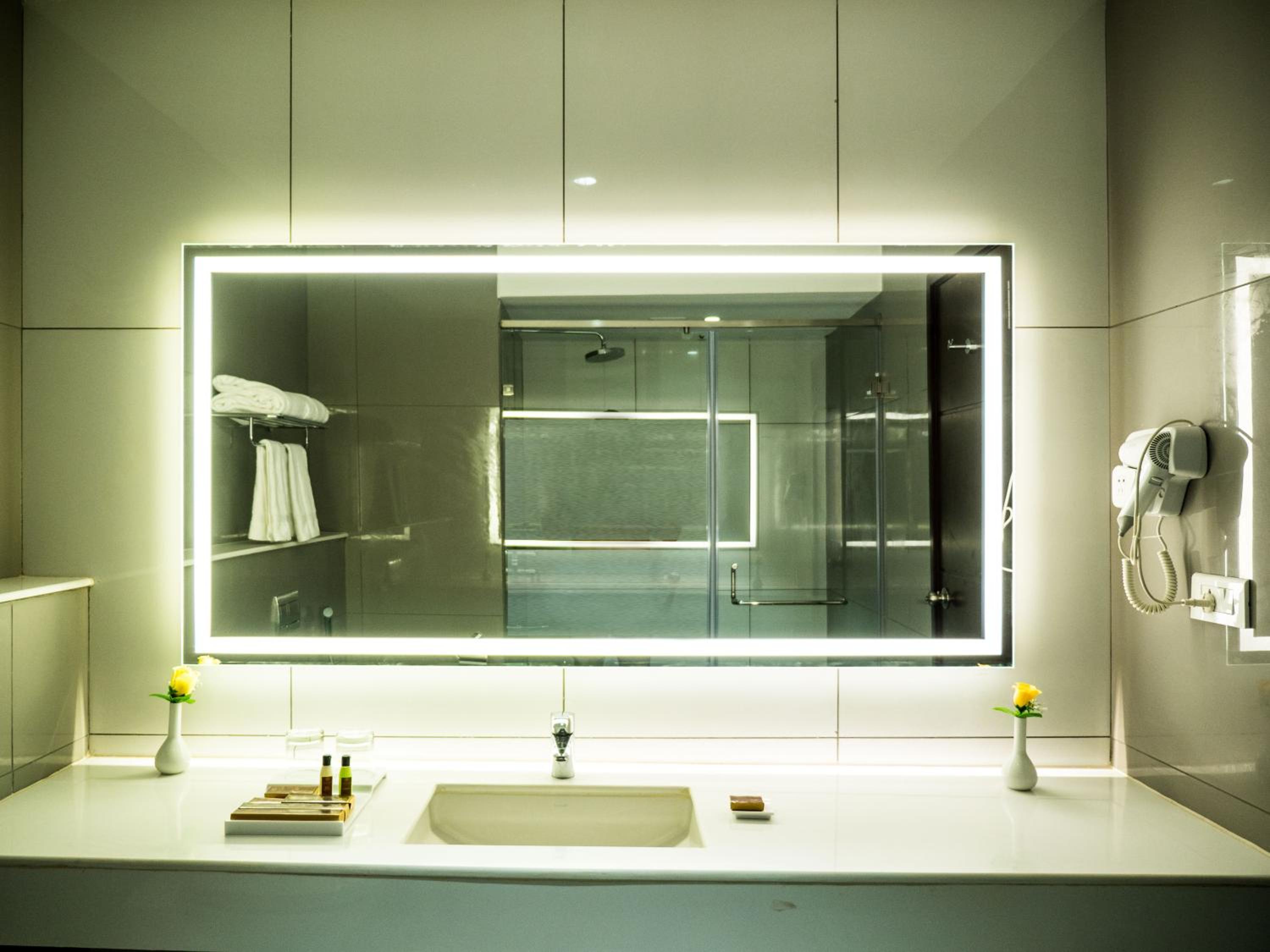 Suite - Photo 3