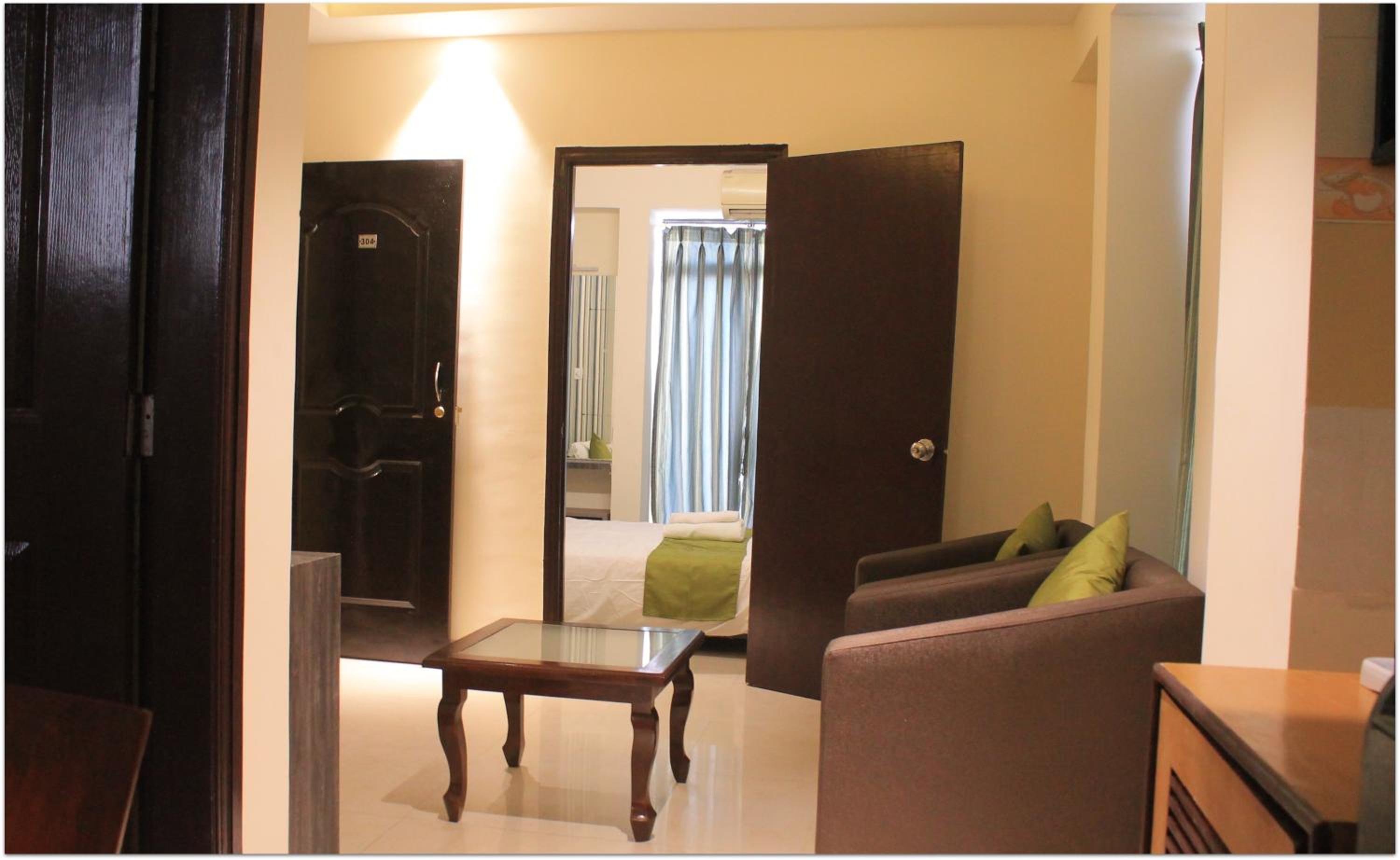 1 Bedroom Studio King Room - Photo 9