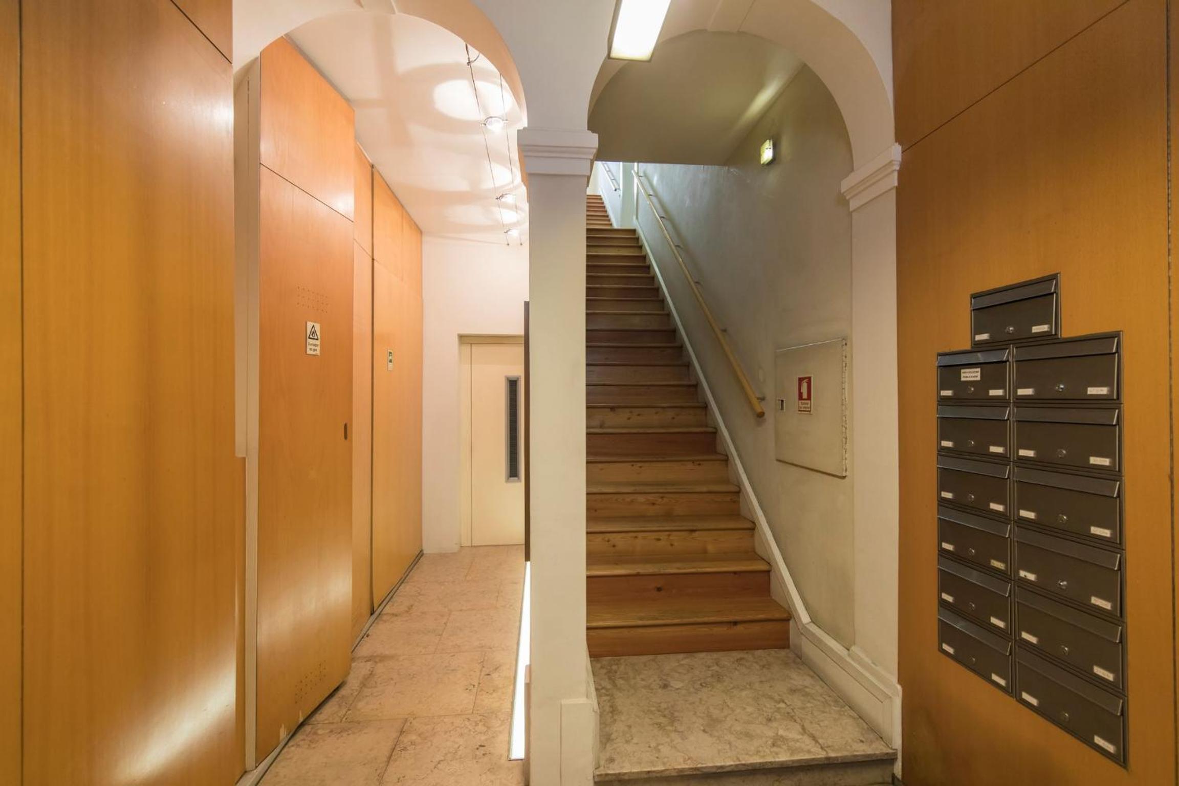 Apartment - Photo 38