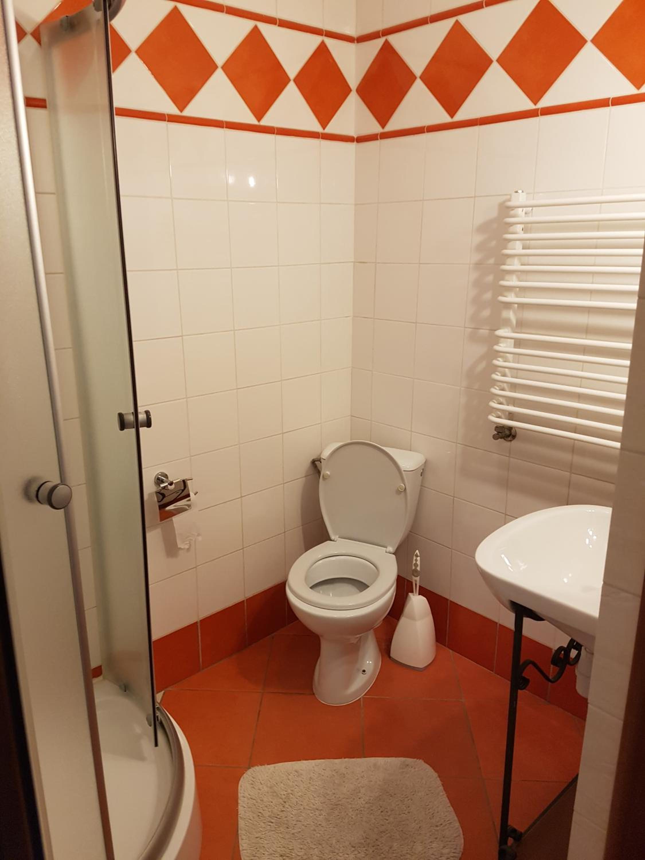 Standard Double Room with Two Double Beds - Photo 4