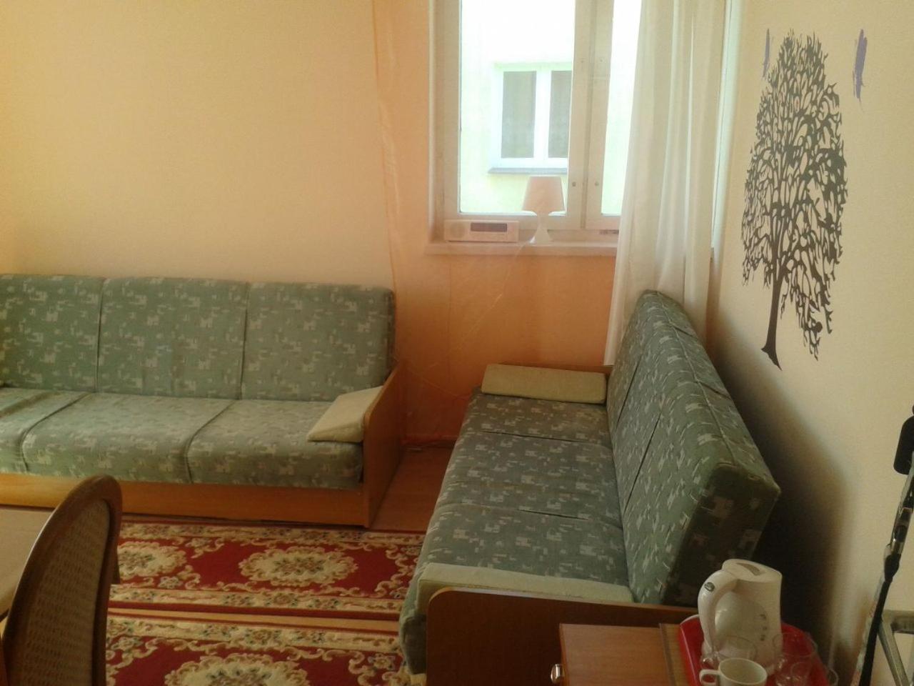 Double or Twin Room with Balcony - Photo 3