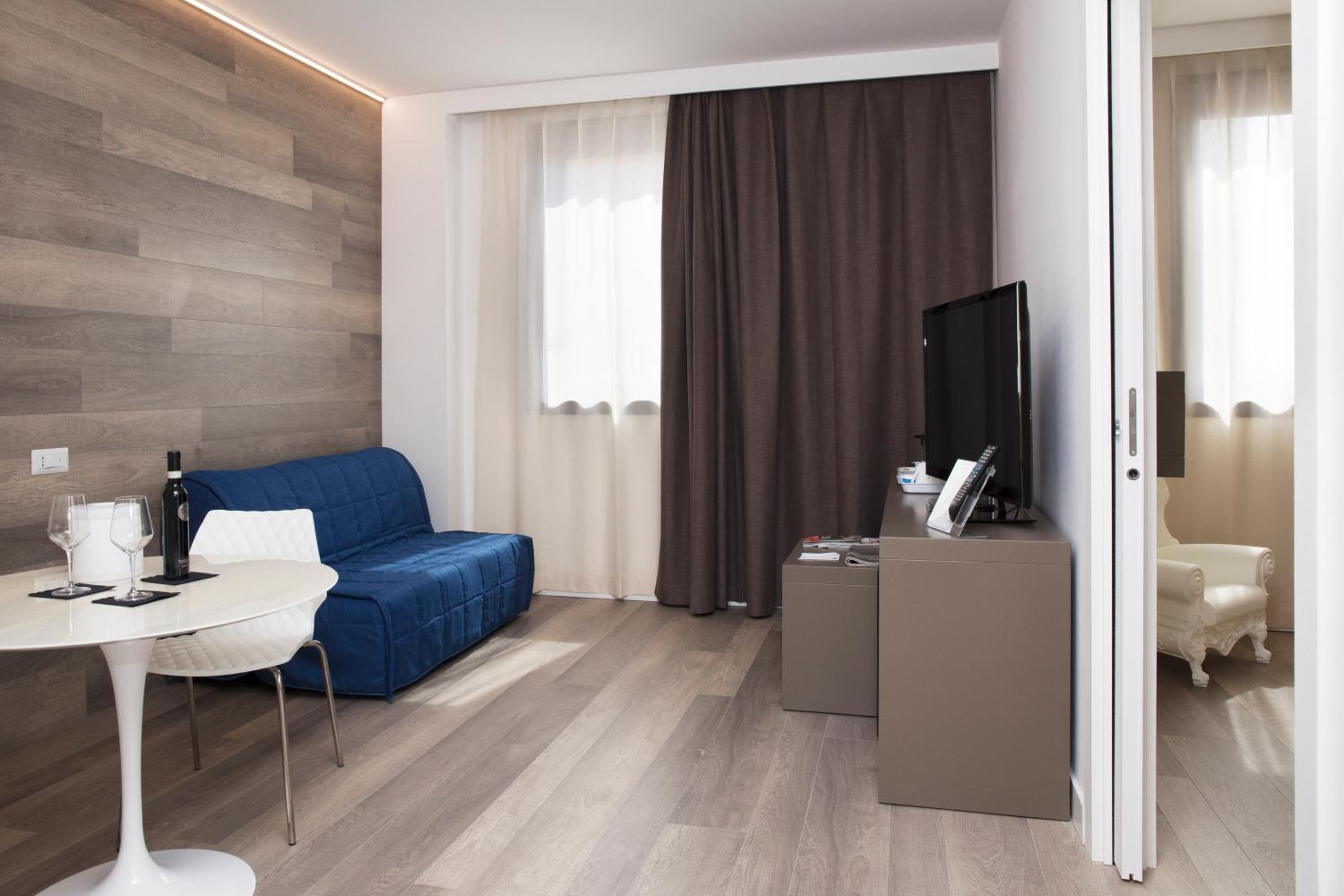 Junior Suite - Photo 15