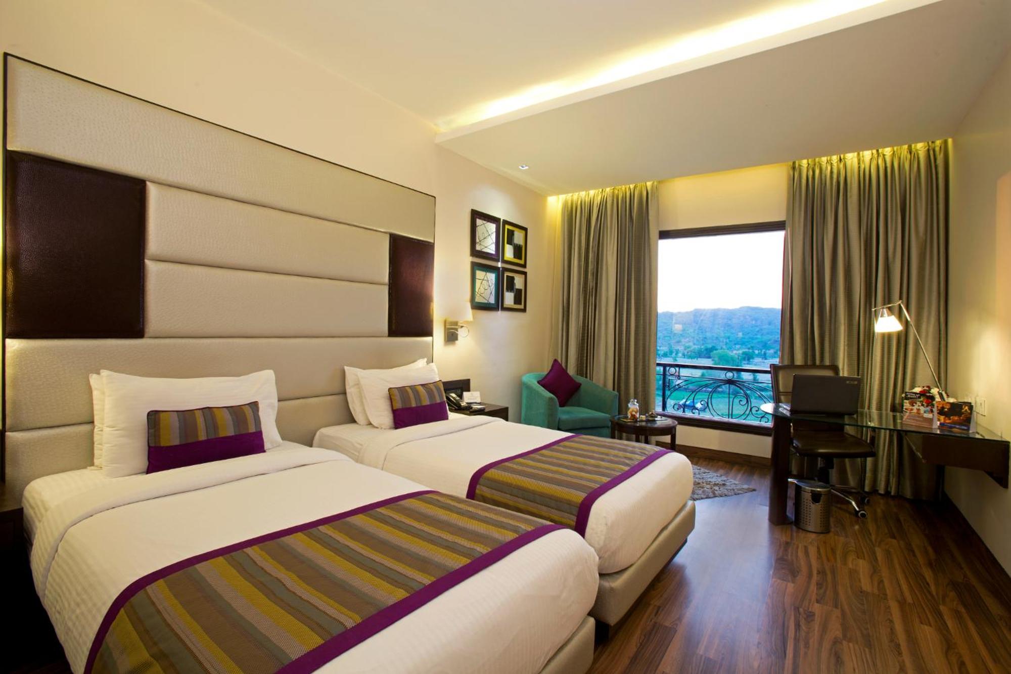 Deluxe Double or Twin Room - Photo 3