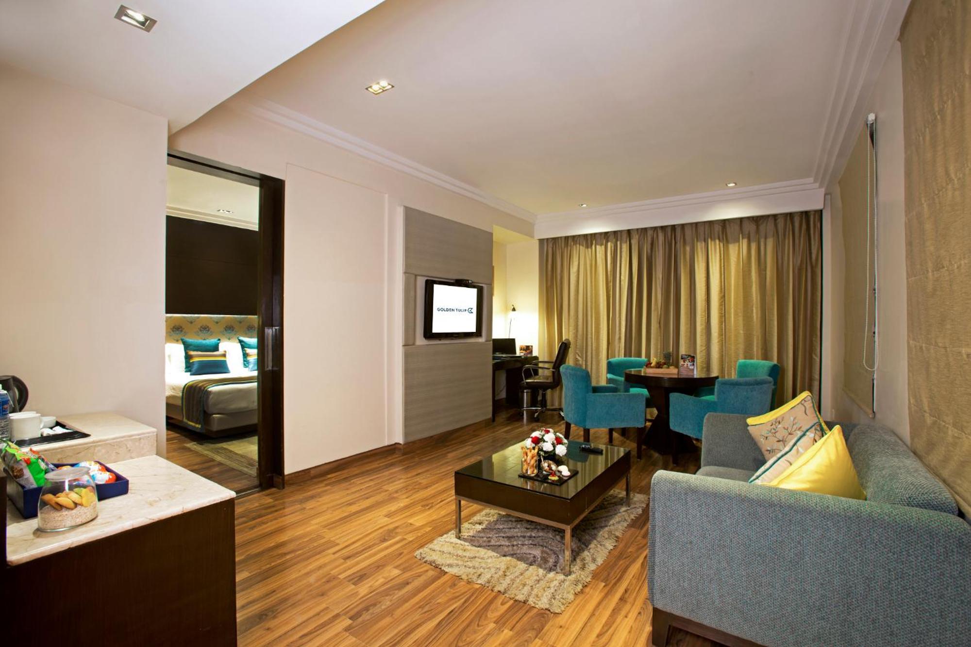 Suite - Photo 6